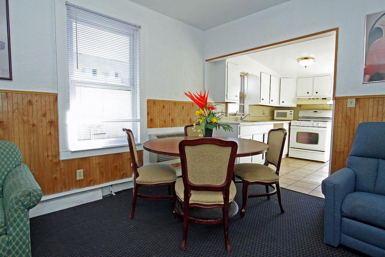 Shore Beach Houses - 119 F Franklin Avenue view 2