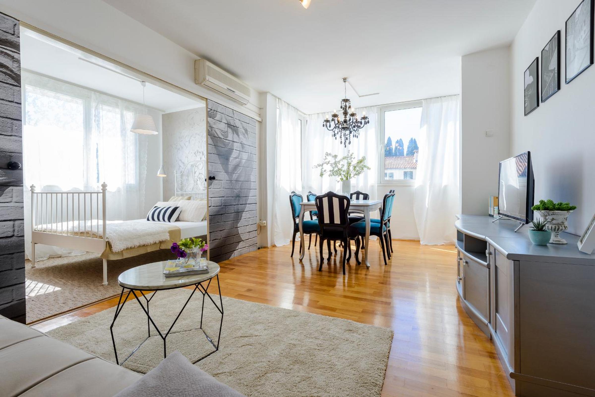 Apartment Glamour