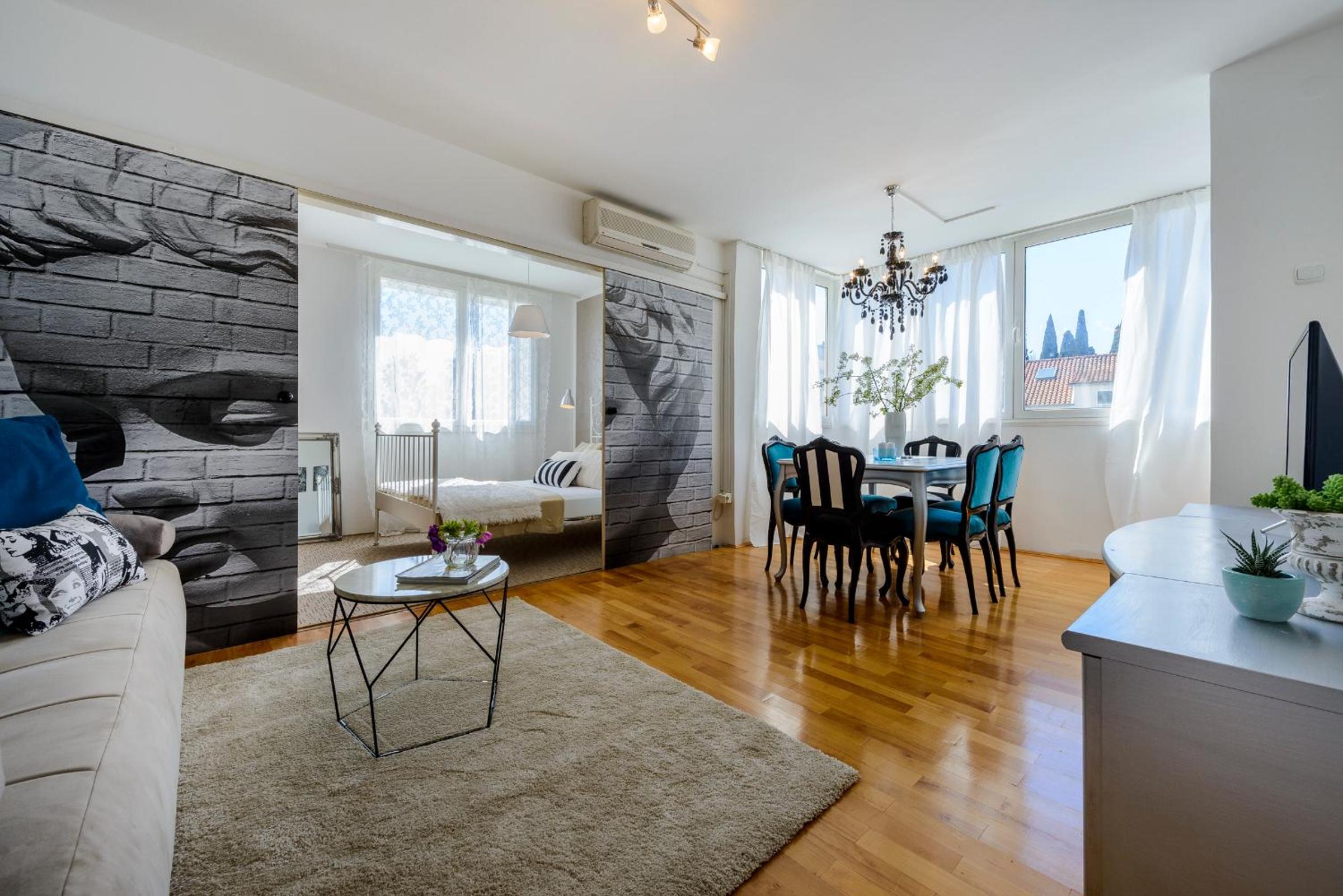 Apartment Glamour