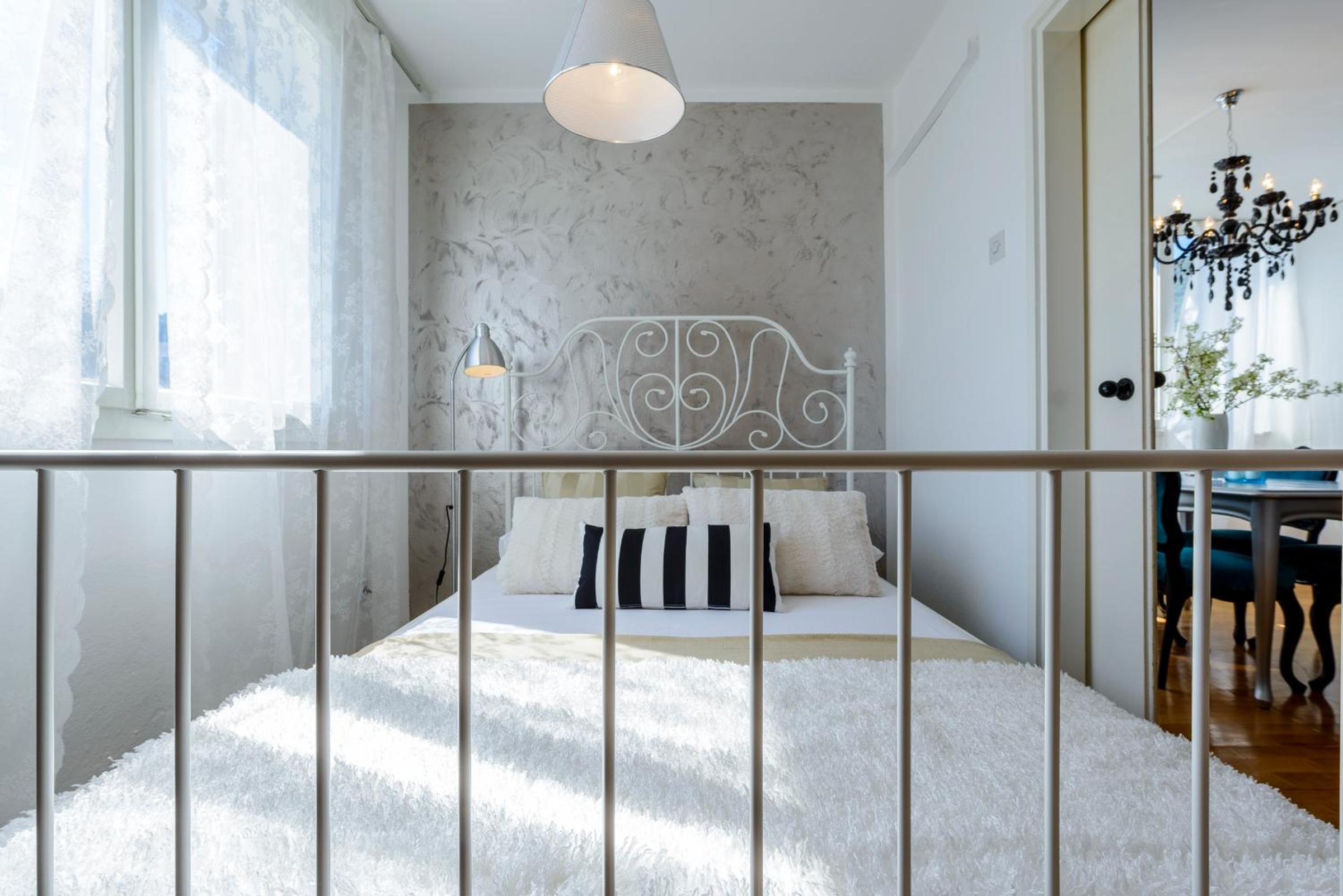 Apartment Glamour