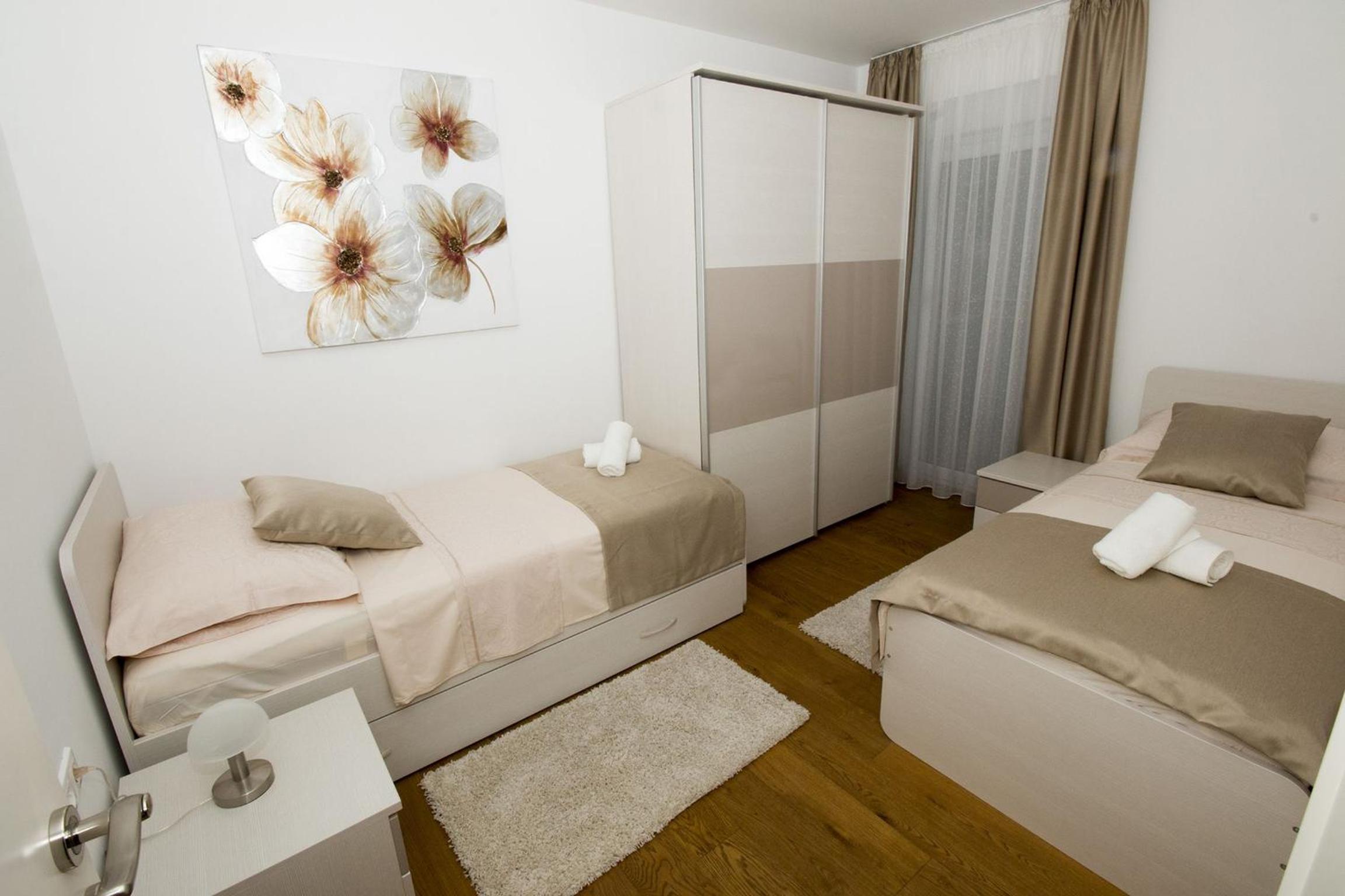 LCT Apartment Laura