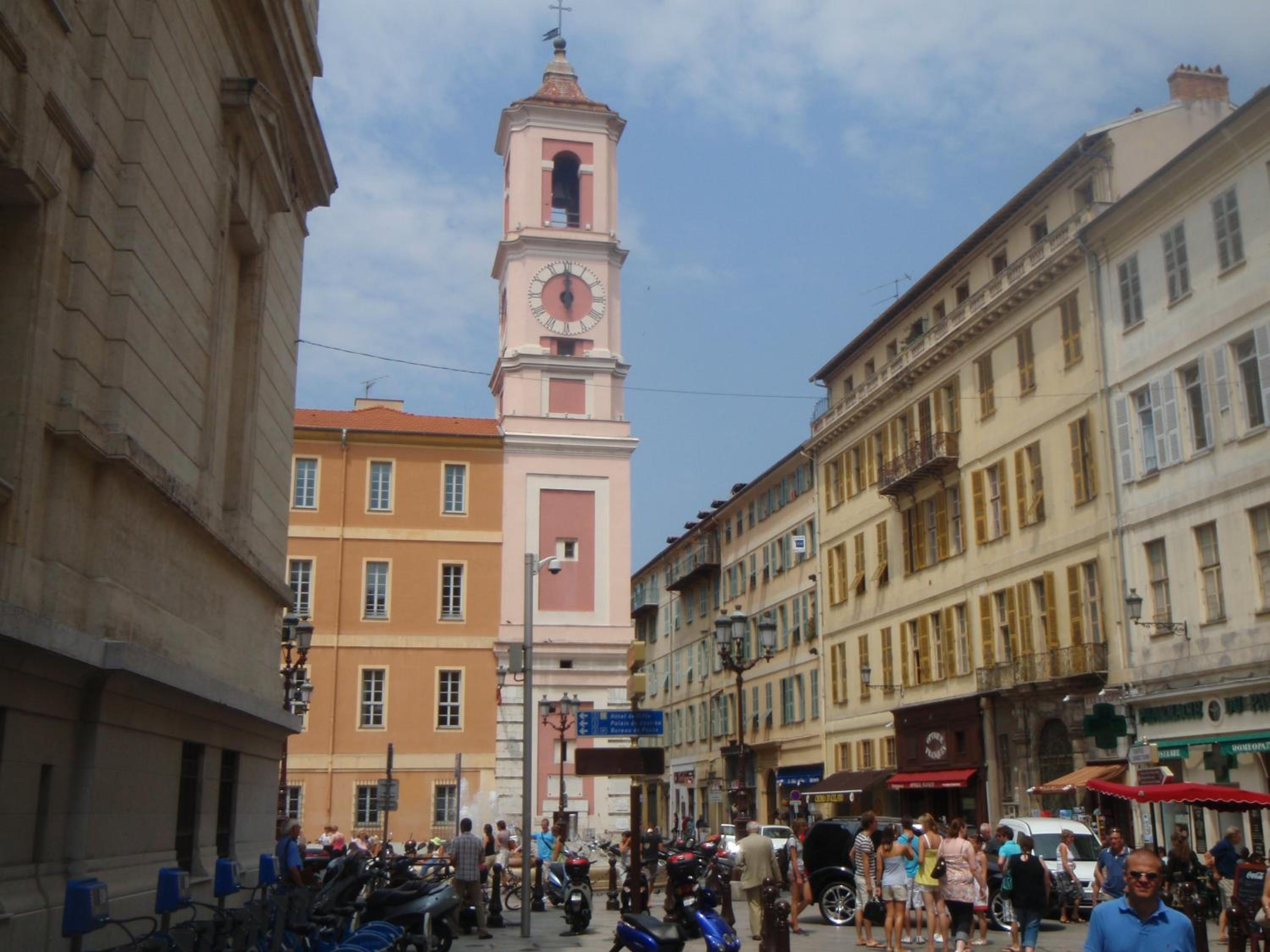Photo 8