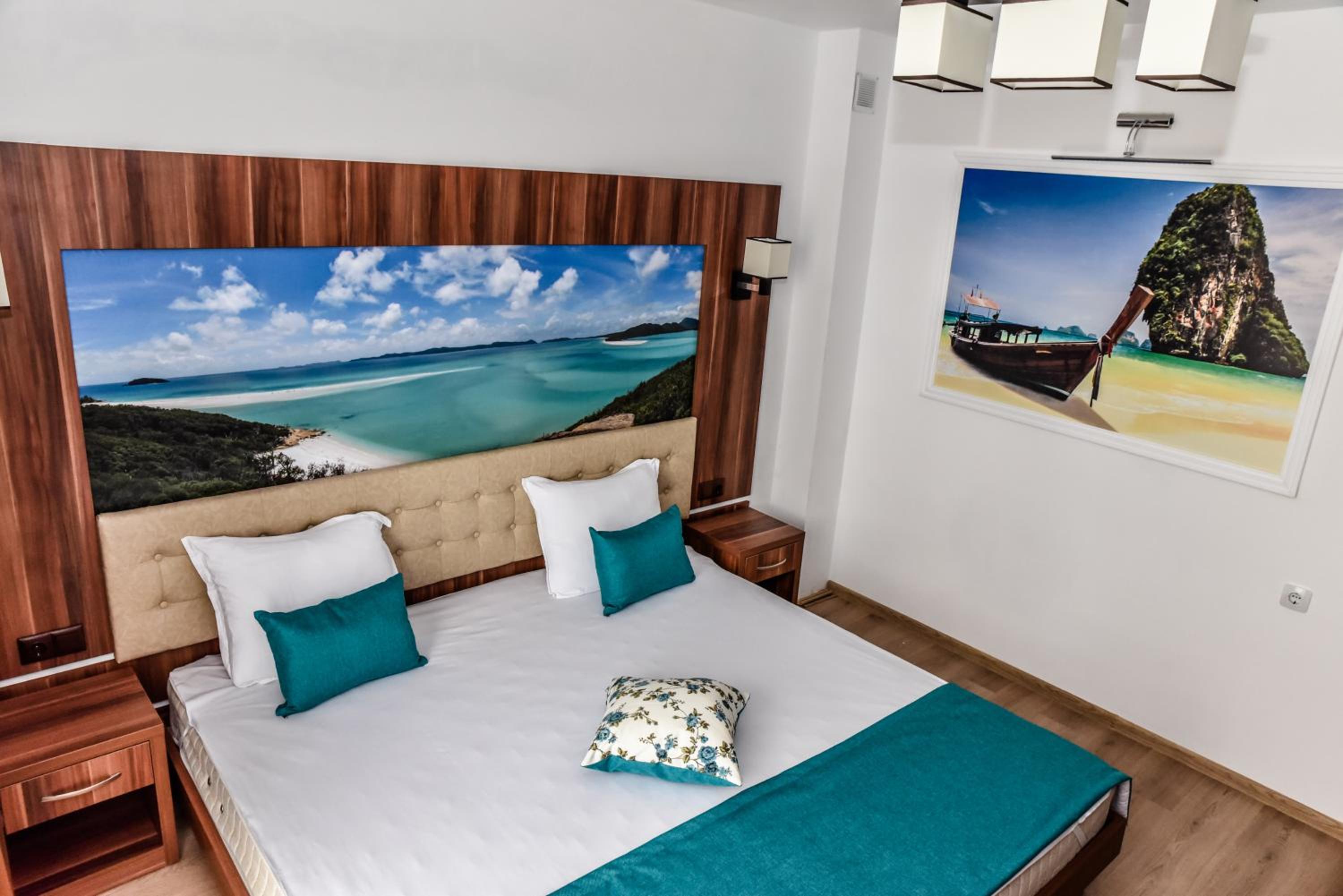 Stela Apartments