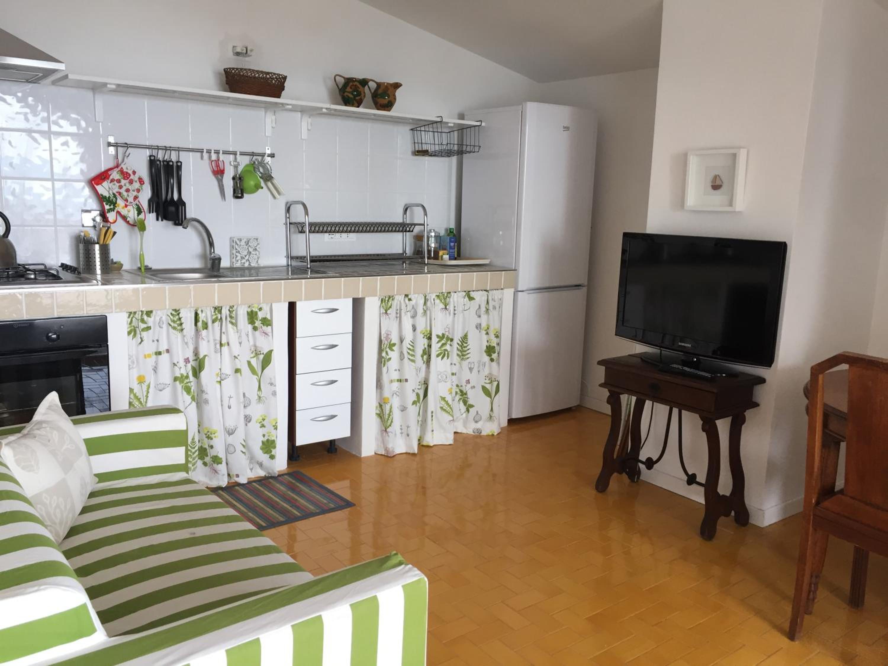 Verde Blu Lakefront Boutique Holiday Apartments Trevignano Romano view 4