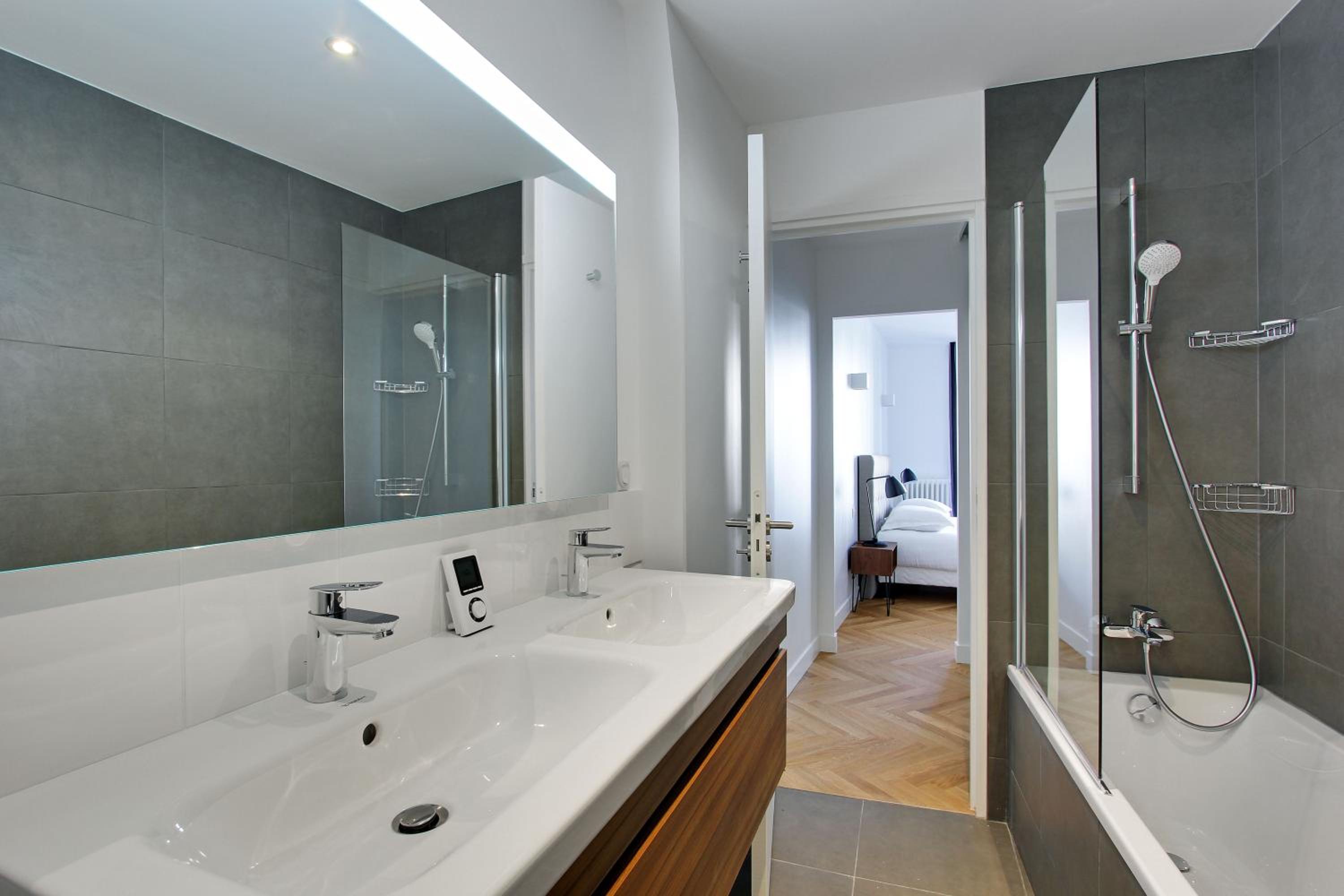 Pick A Flat's Apartment in Saint Michel - Rue Du Sommerard