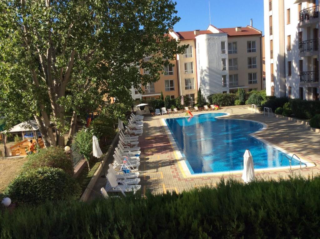 Alex Deluxe Apartments view 5