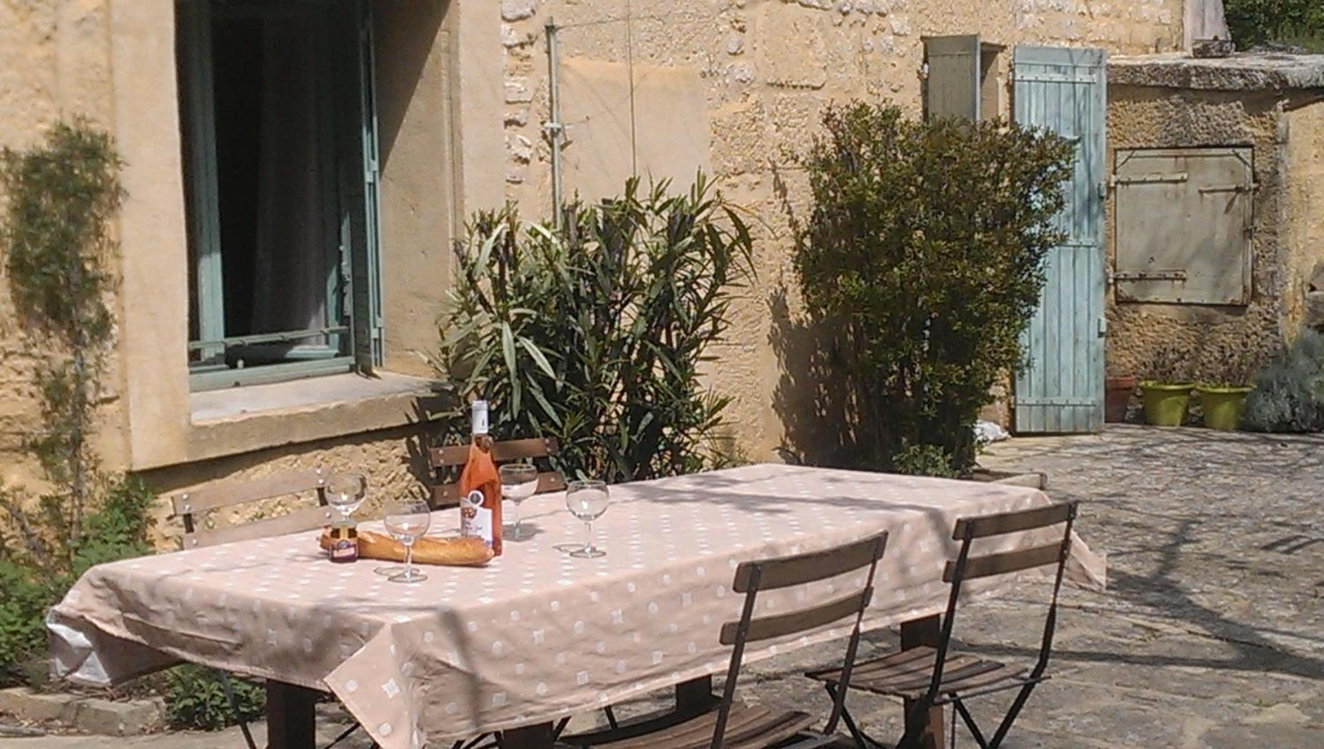 Mas Blauvac avec piscine, Entre Uzes Pont du Gard view 4