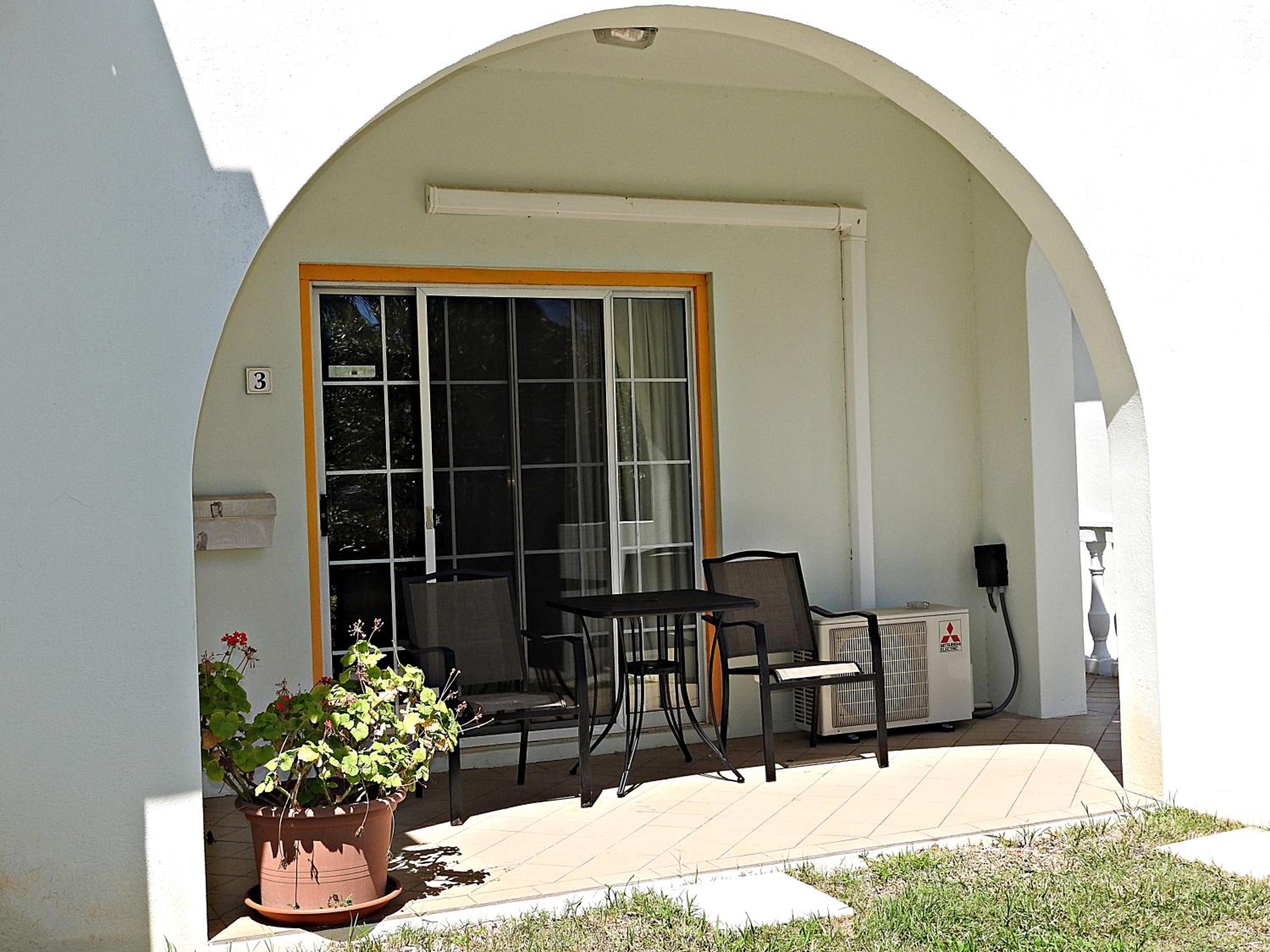 Windsong Guest Apartments - Property Image 95