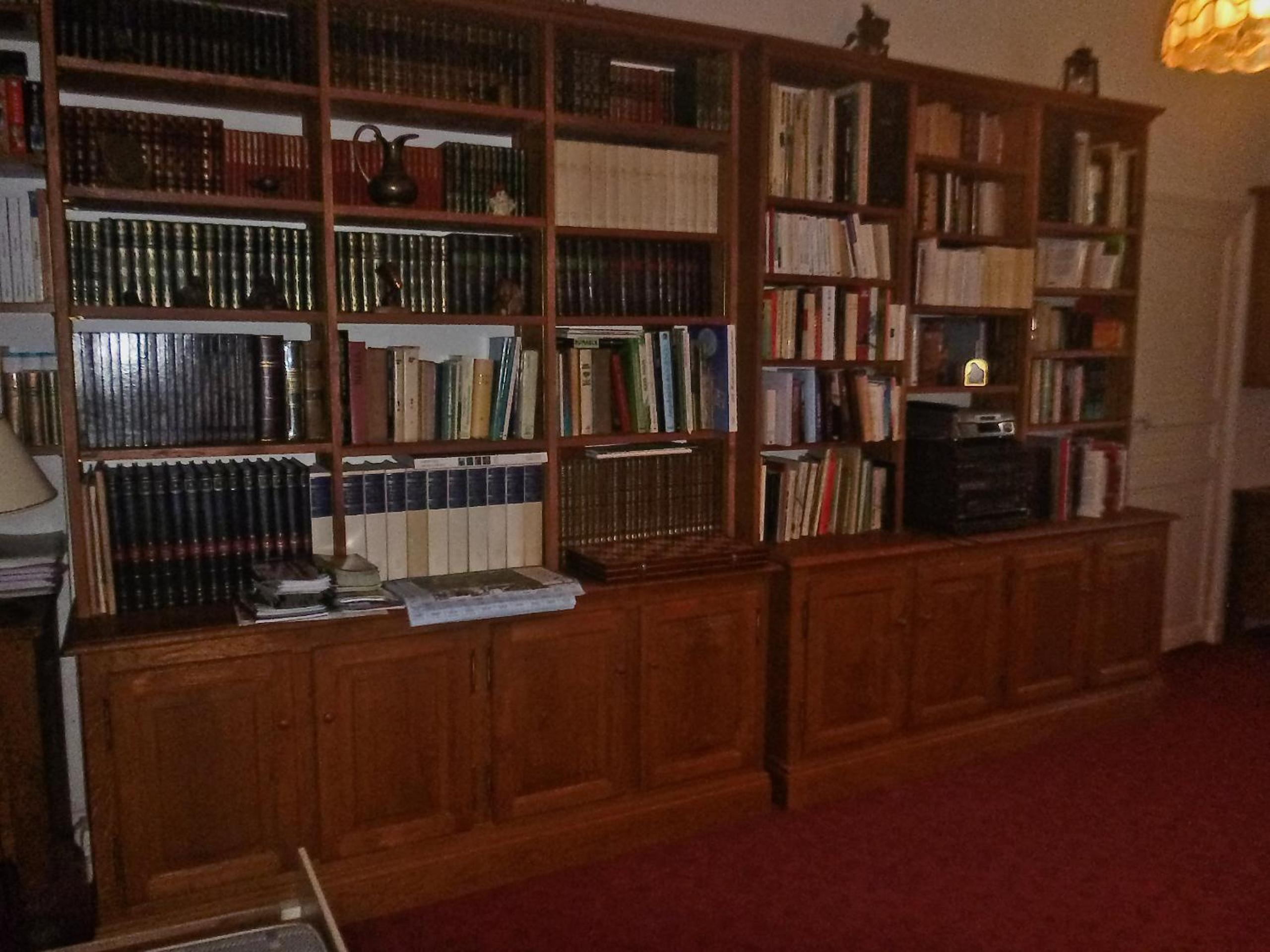 Photo 10