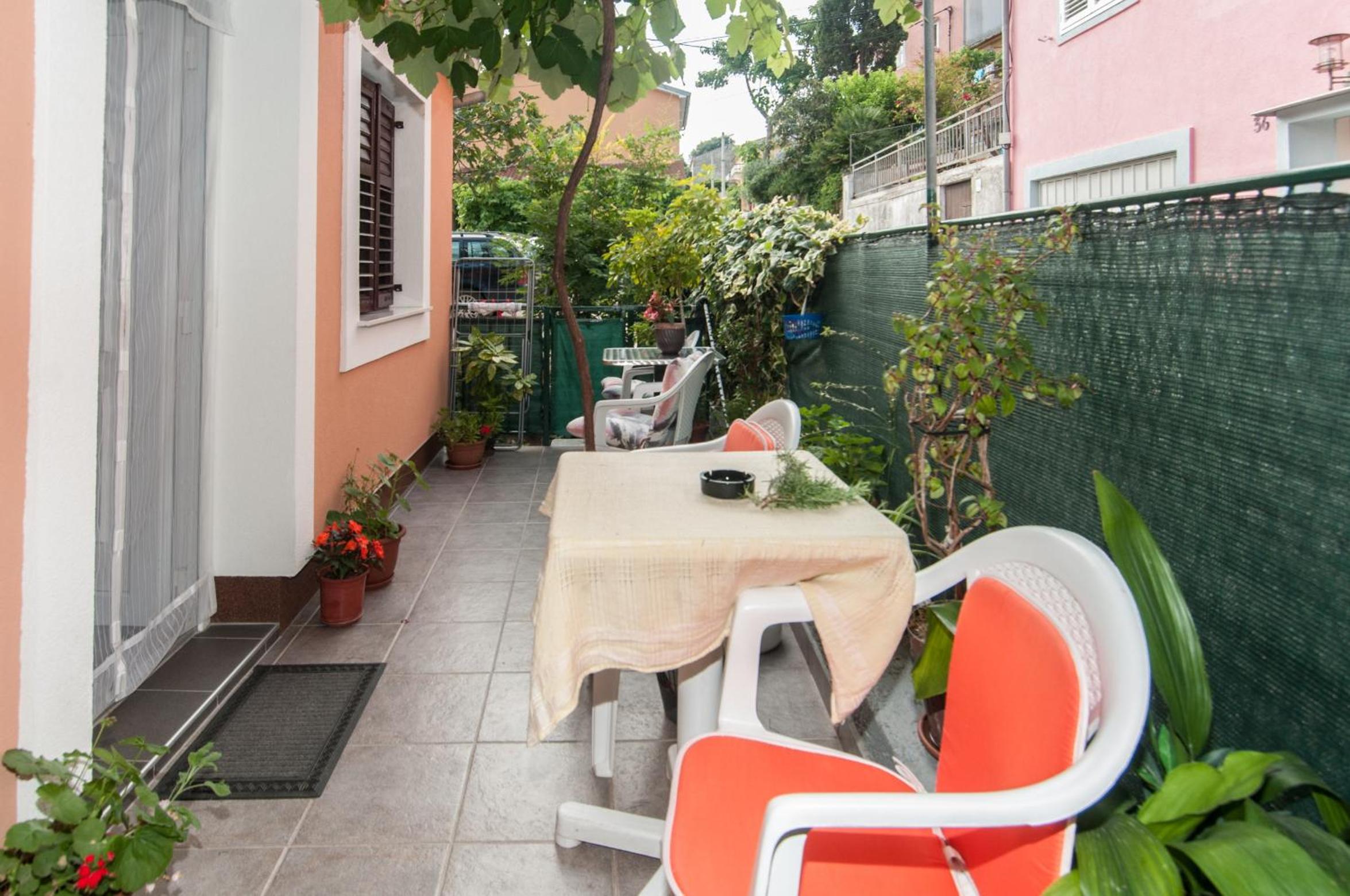 Zora Apartment view 3