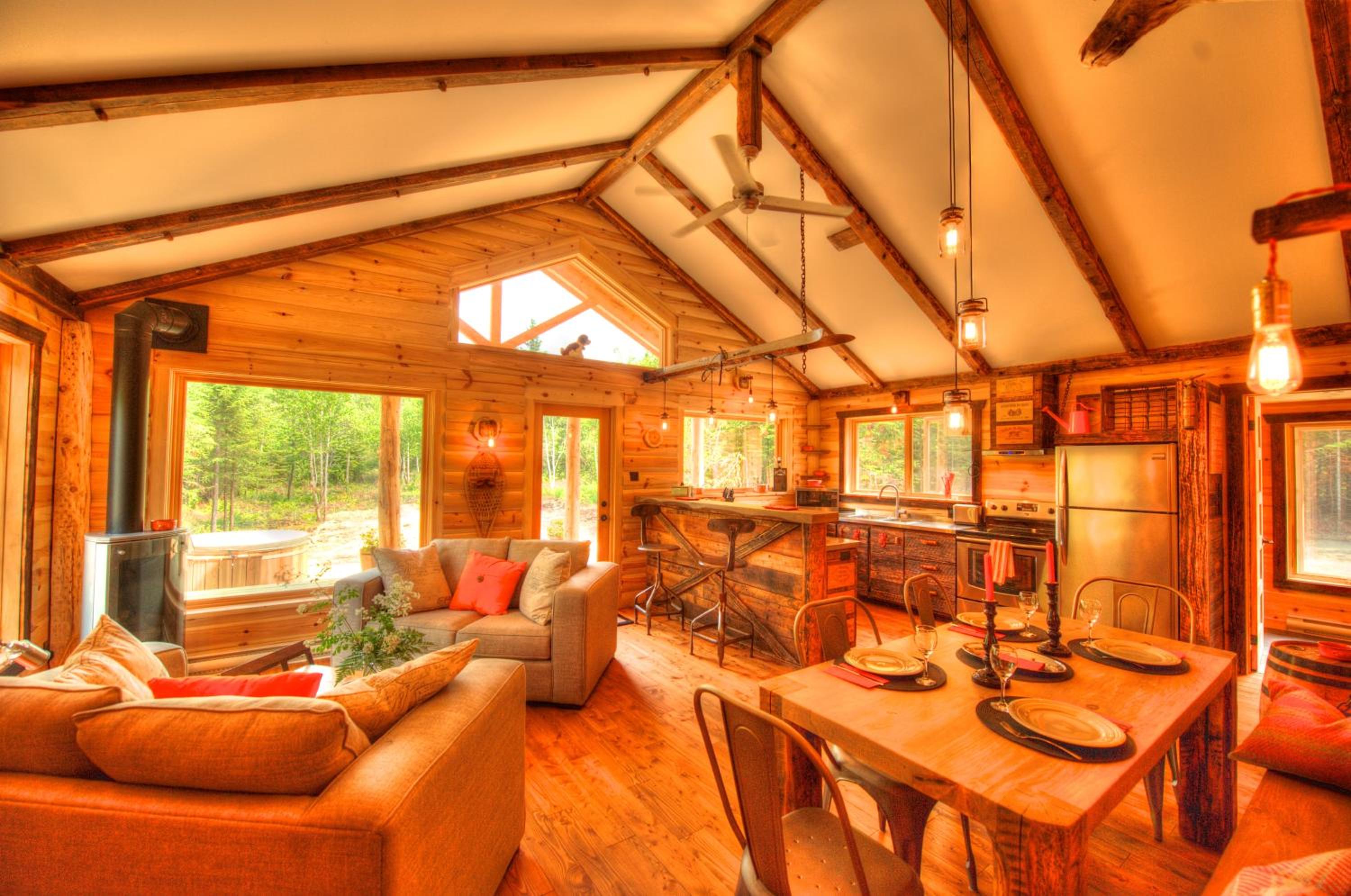 Le St Bernard - Les Chalets Spa Canada view 4