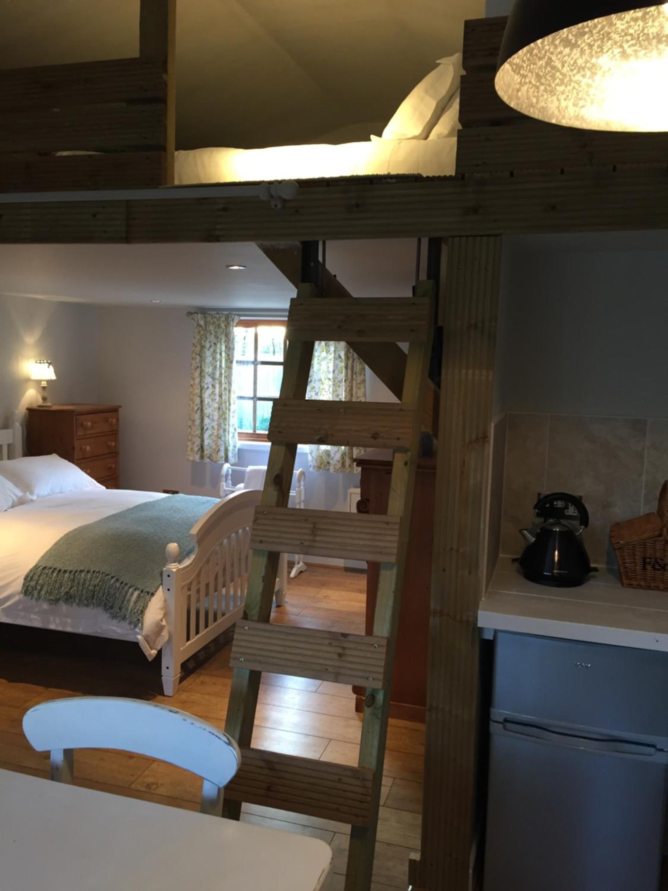 Stapehill Lodge B&B, photo 15