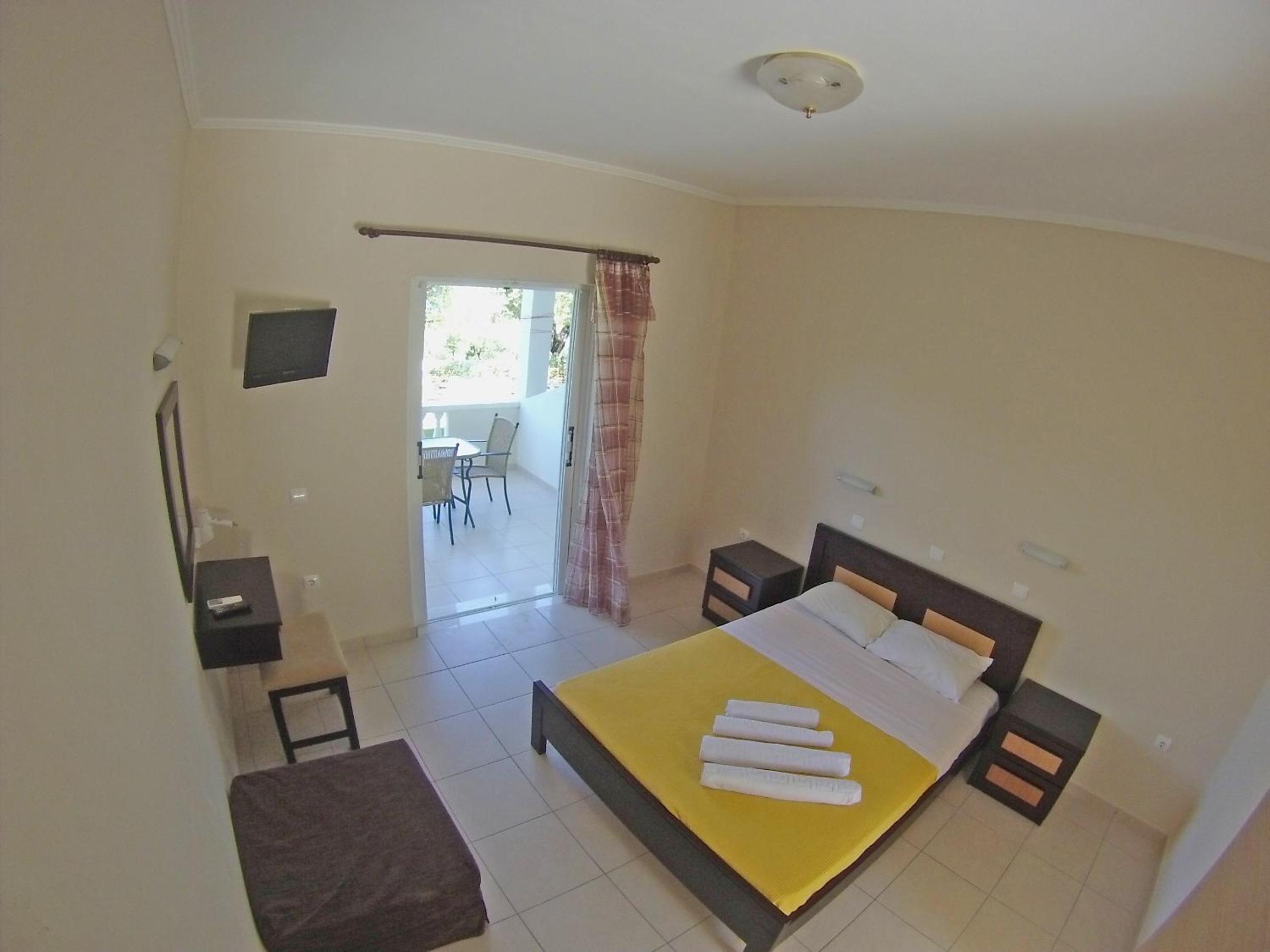 Photo 25