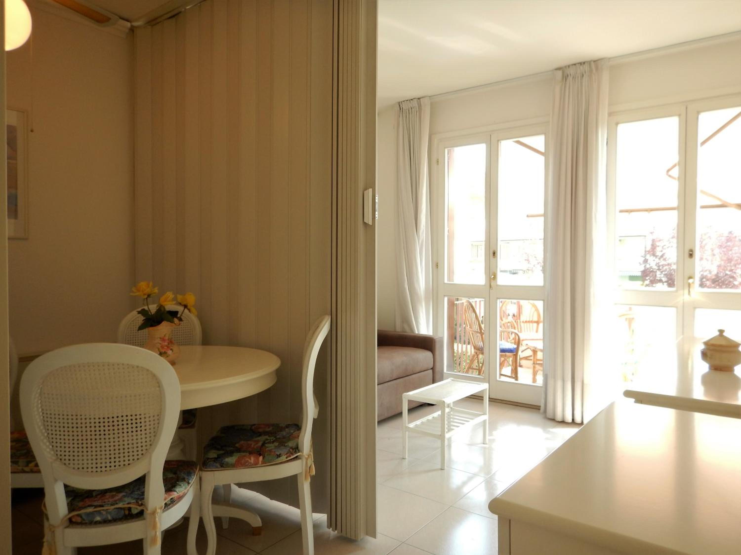 Foscolo POOL apartment view 5
