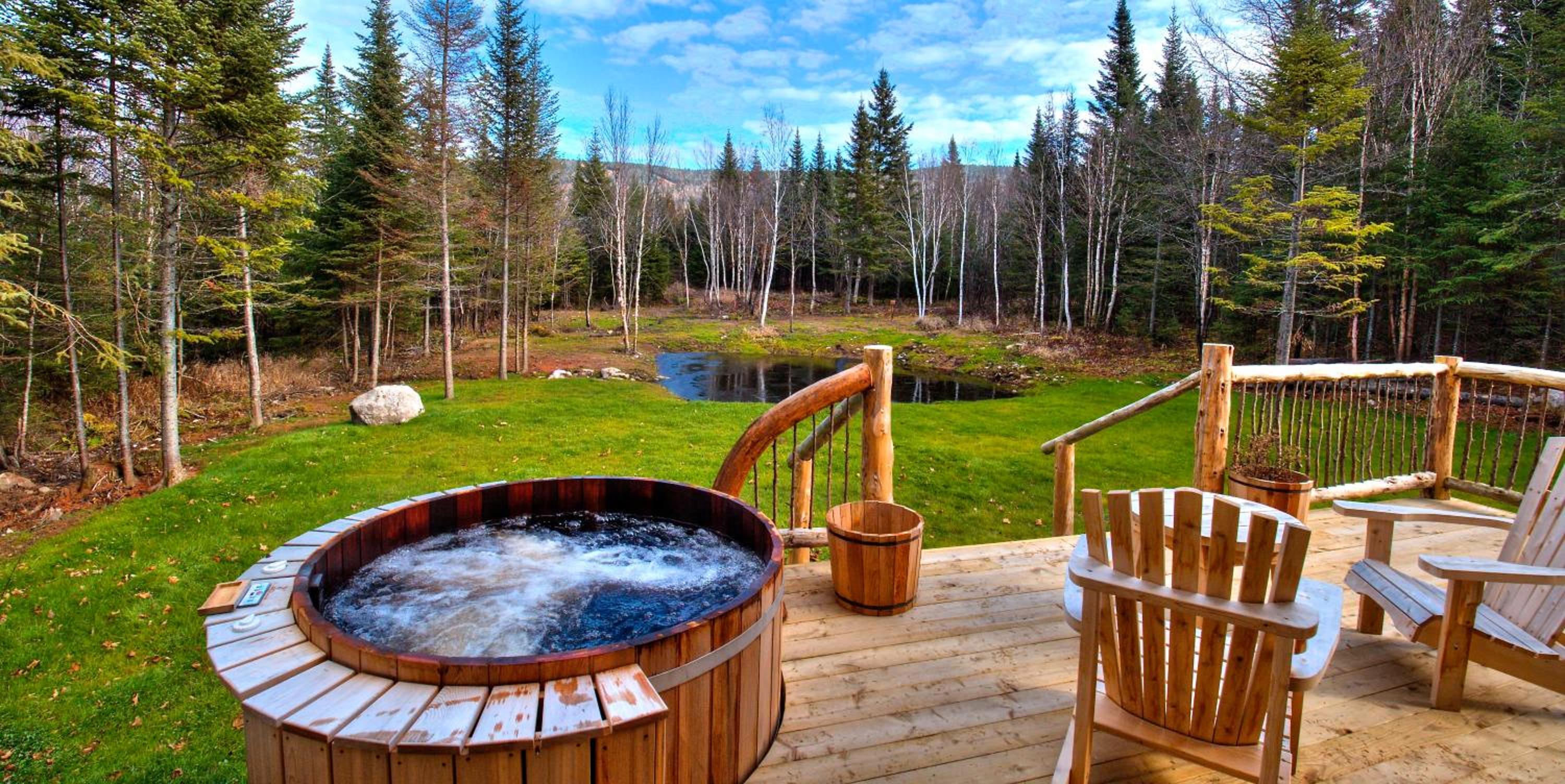 Le St Bernard - Les Chalets Spa Canada view 5