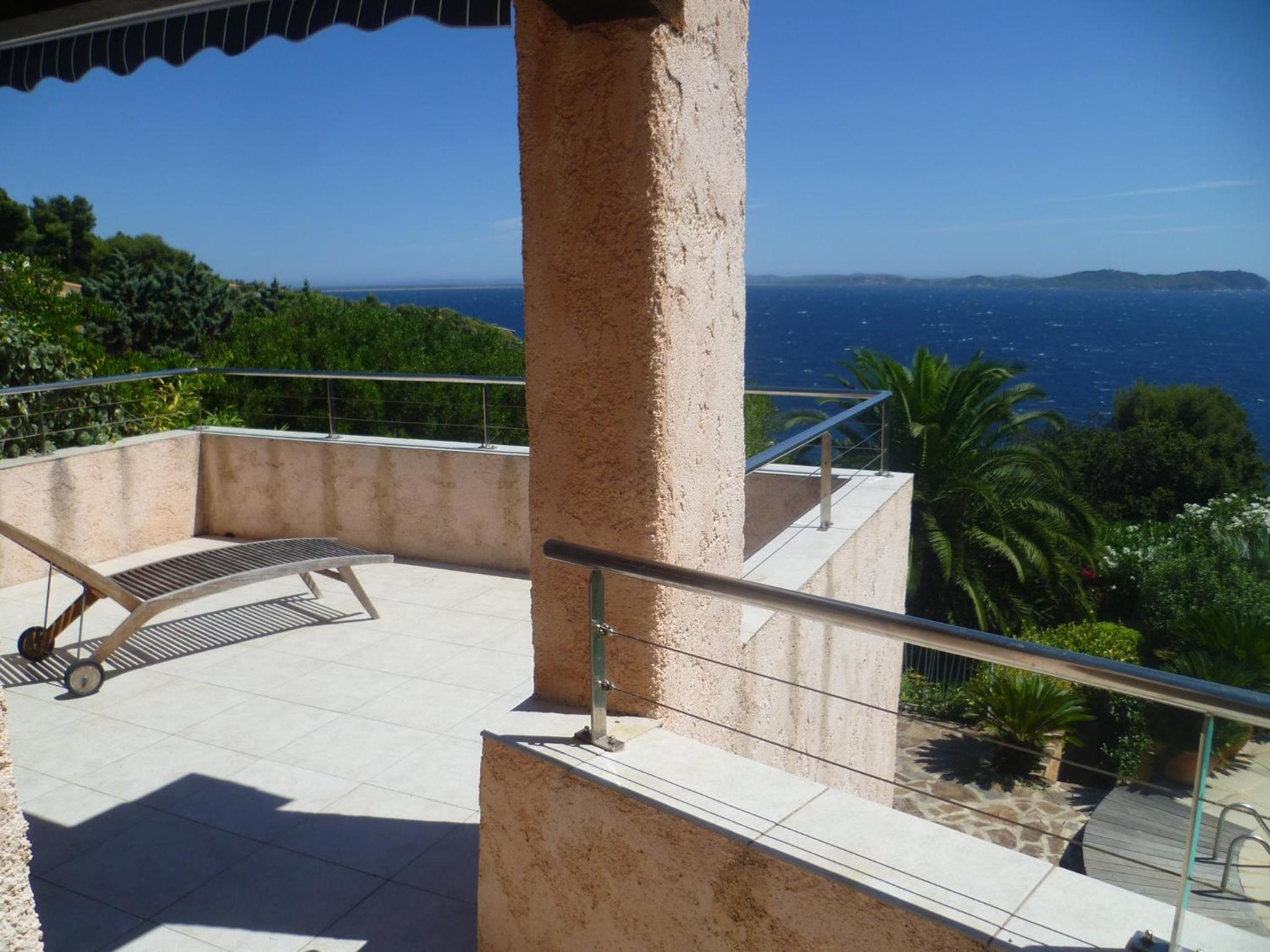 Villa du Bau Rouge view 4