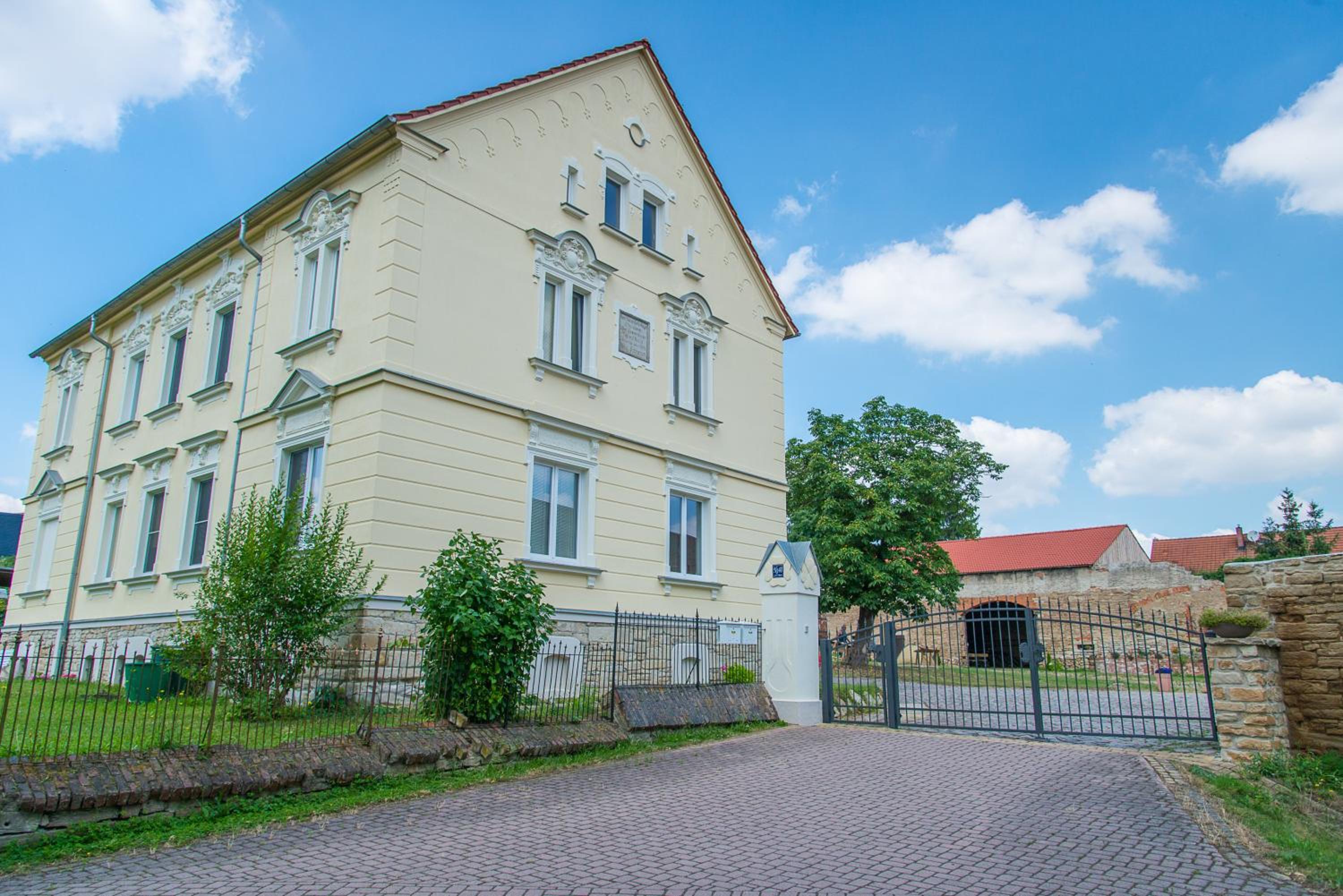 Photo 25