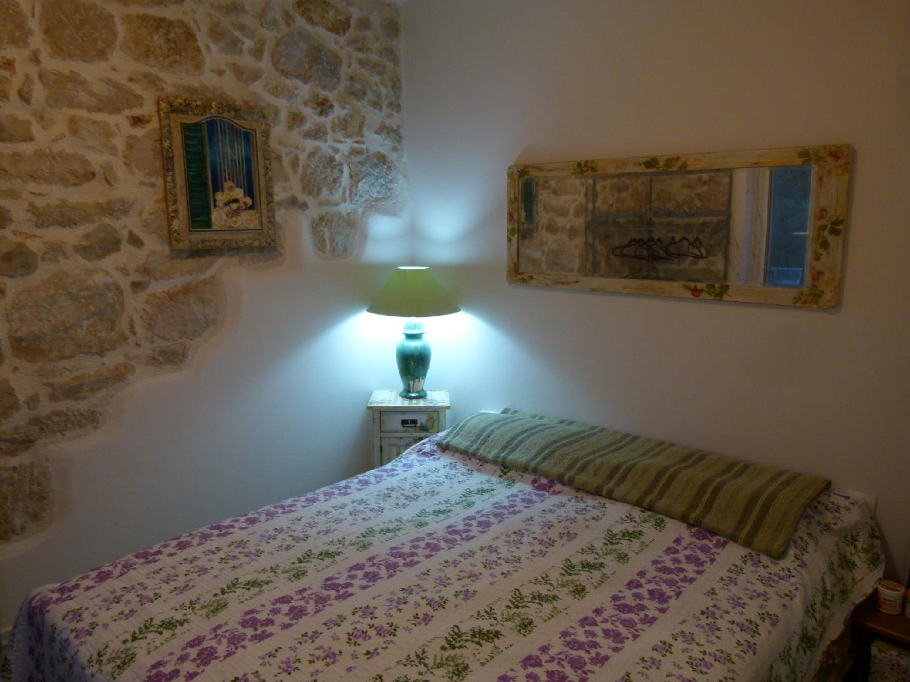 Photo 42