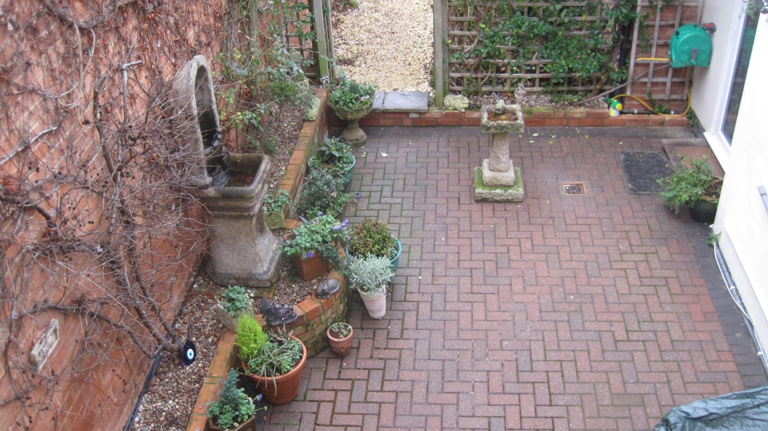 Twelfth Night Guesthouse