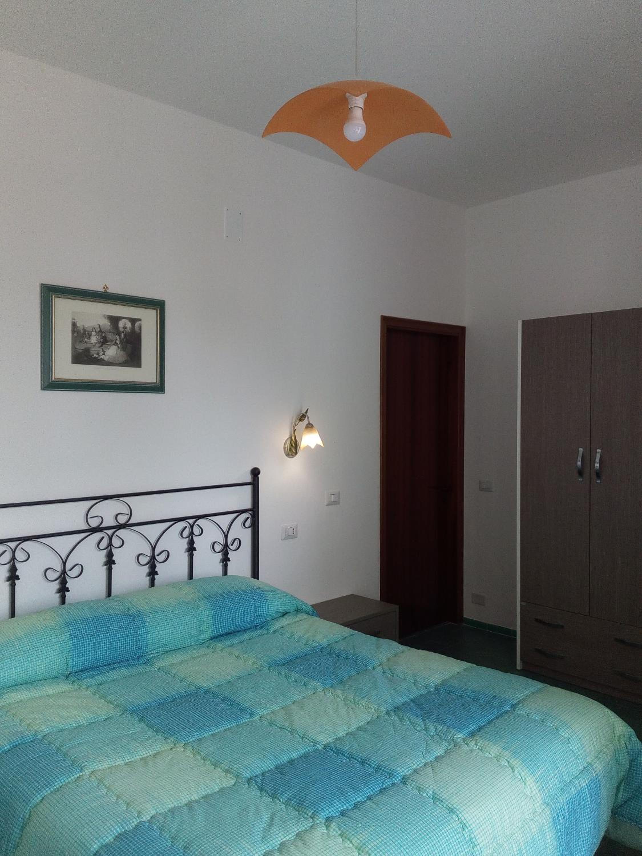 Mira Amalfi