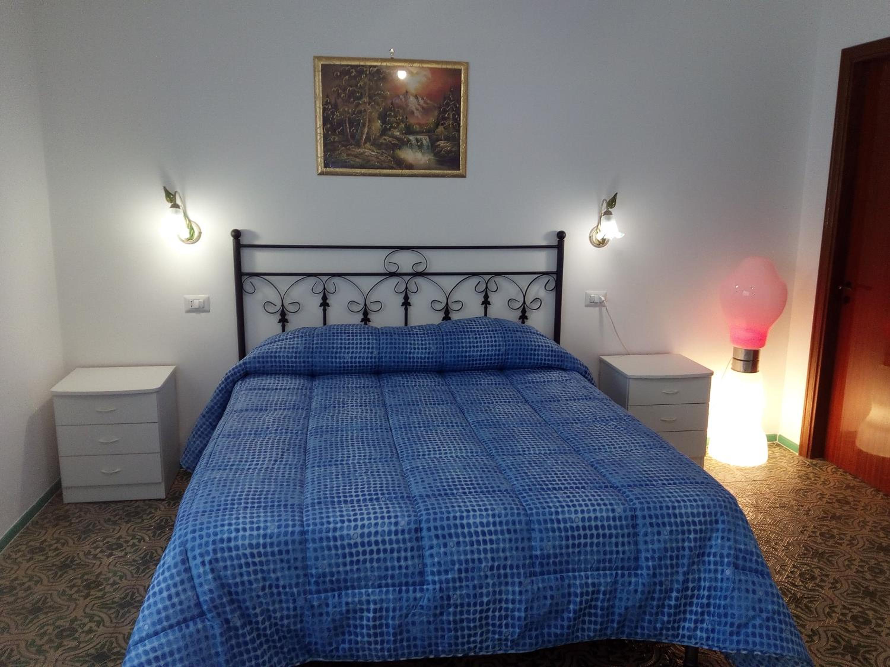 Mira Amalfi
