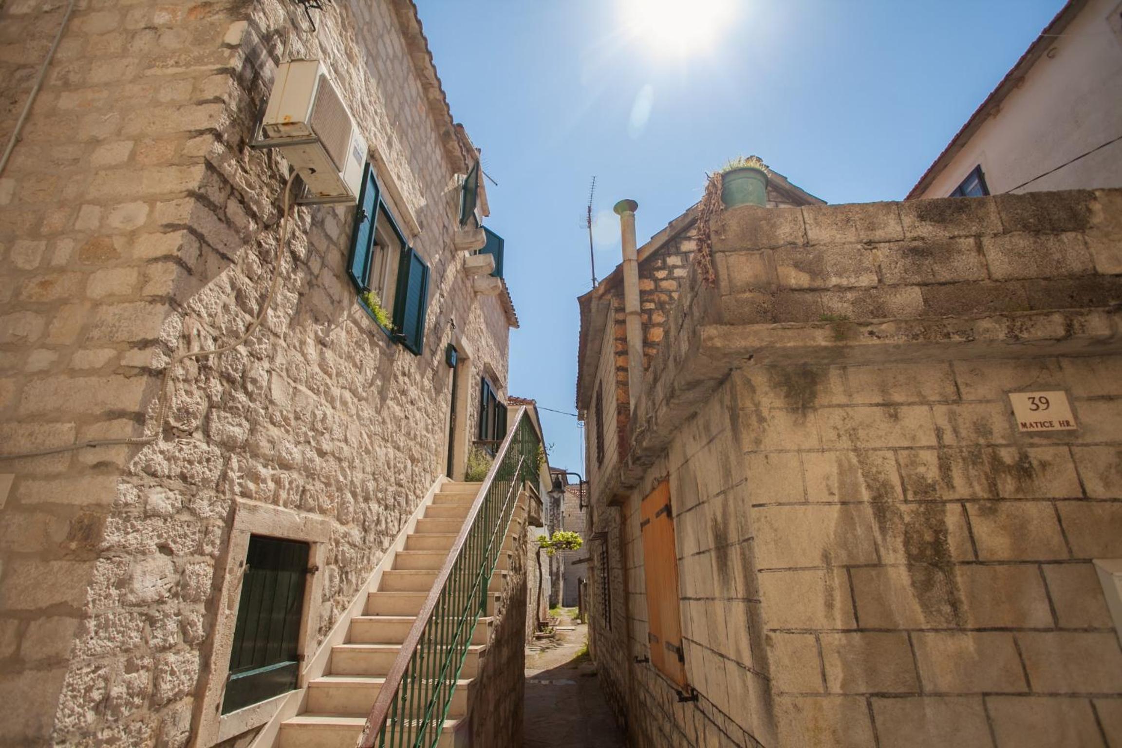 Guesthouse Ana Trogir Old Town