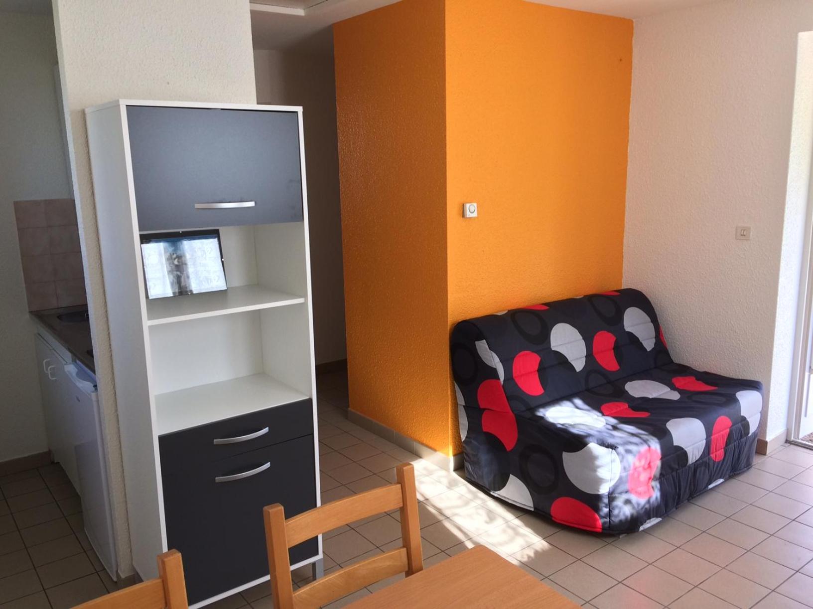 Photo 6
