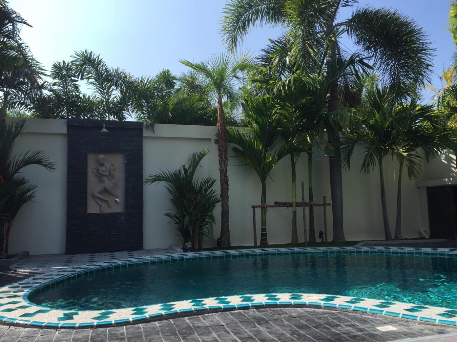 Majestic Residence pool villa Pattaya