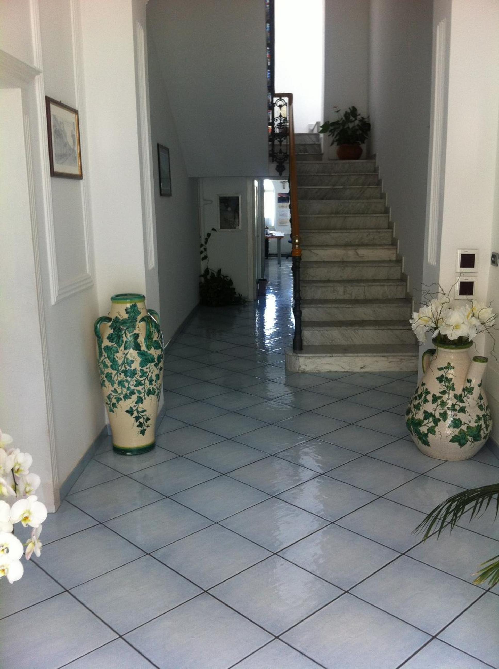 Photo 51