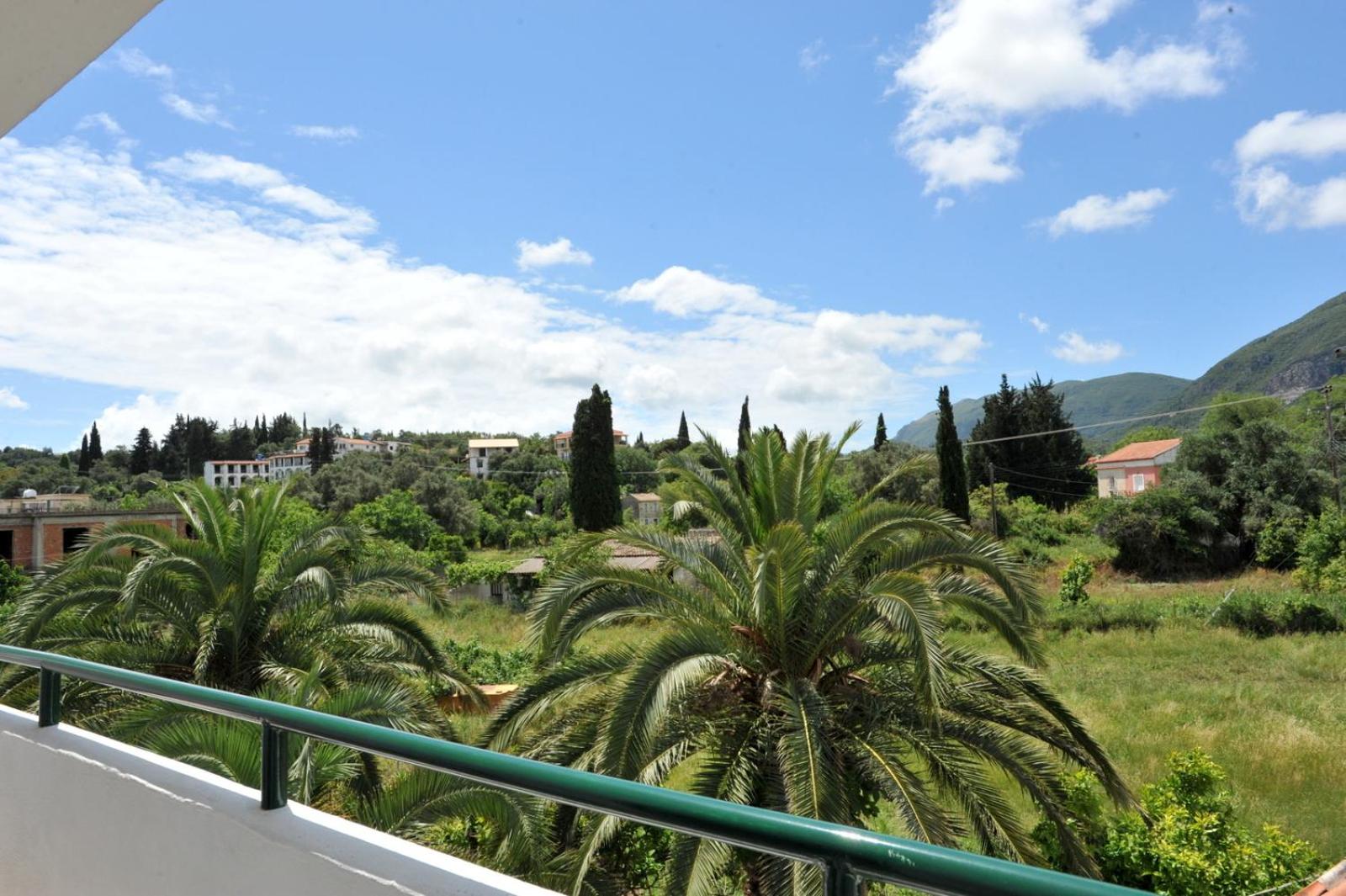 Kantaros Apartments