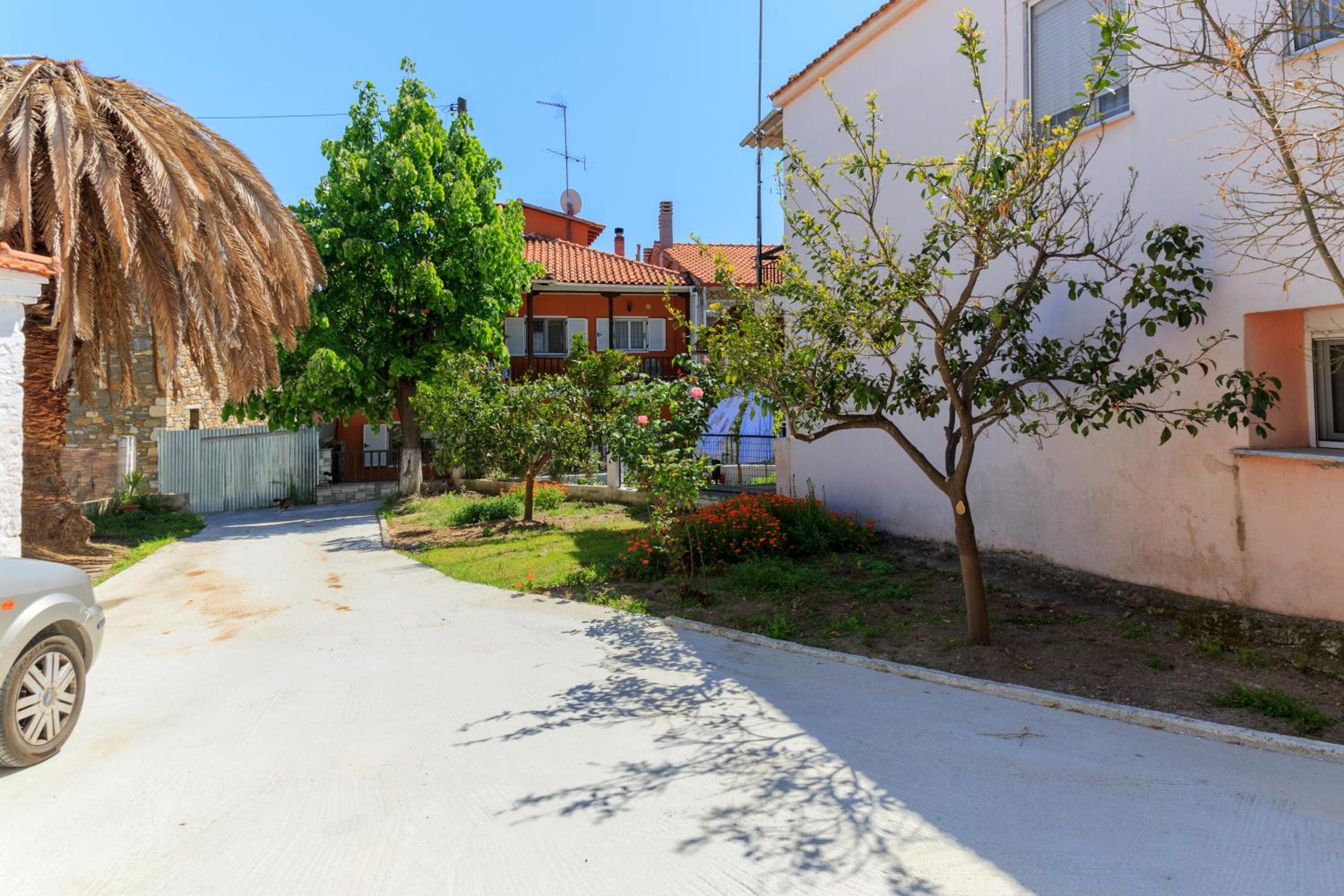 Ippotamos House view 4
