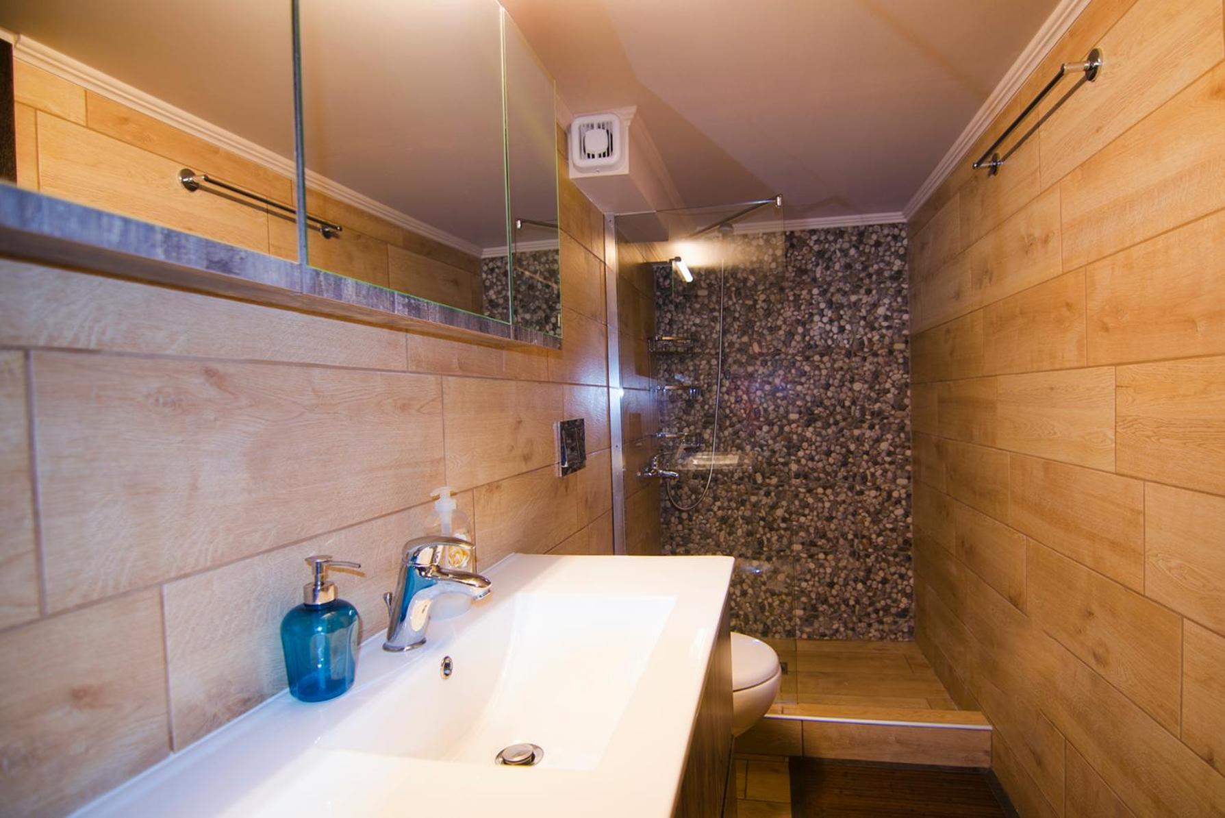 Gonis Suites view 4