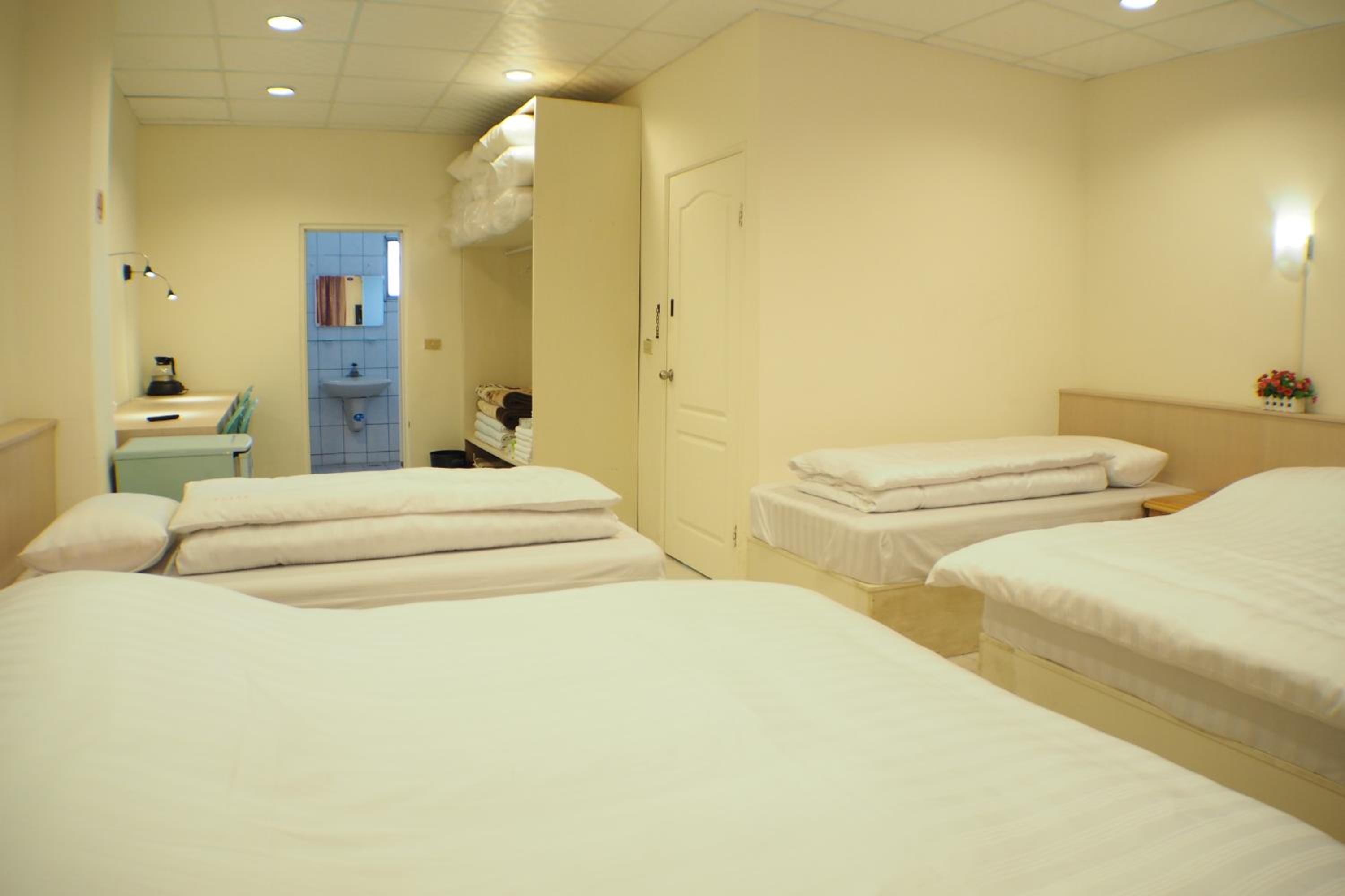 Sun Moon Star Hostel