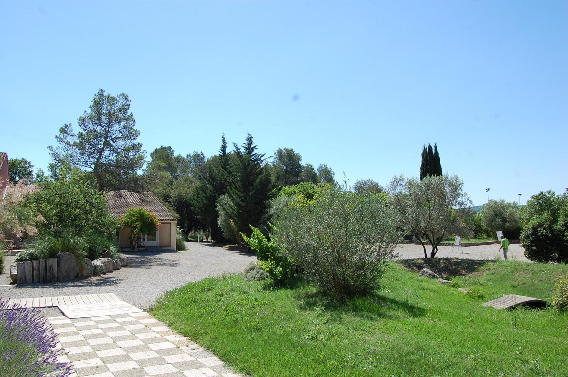 Photo 47