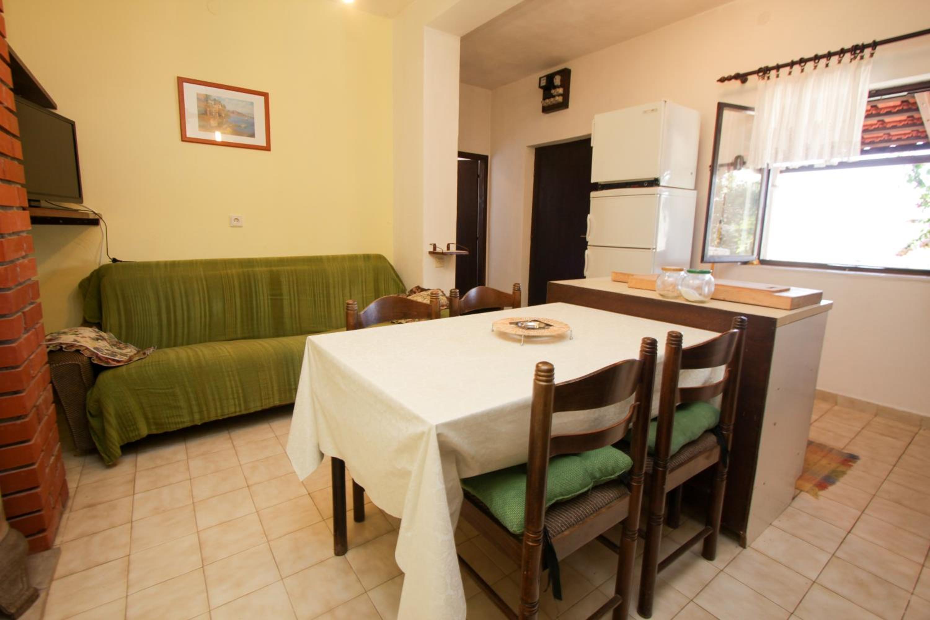 Vila Agazio