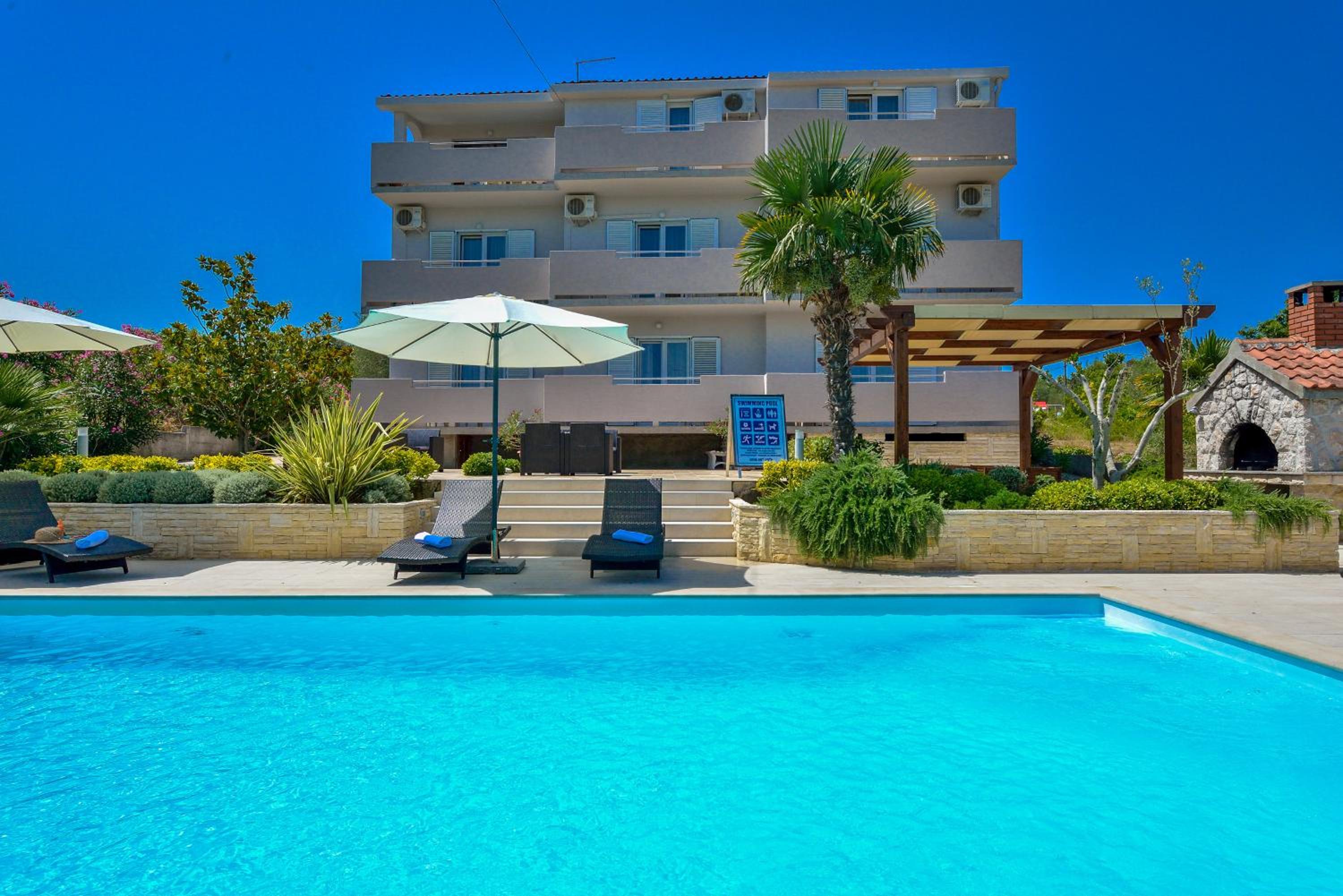 Hotel Ana Apartments - Image 1