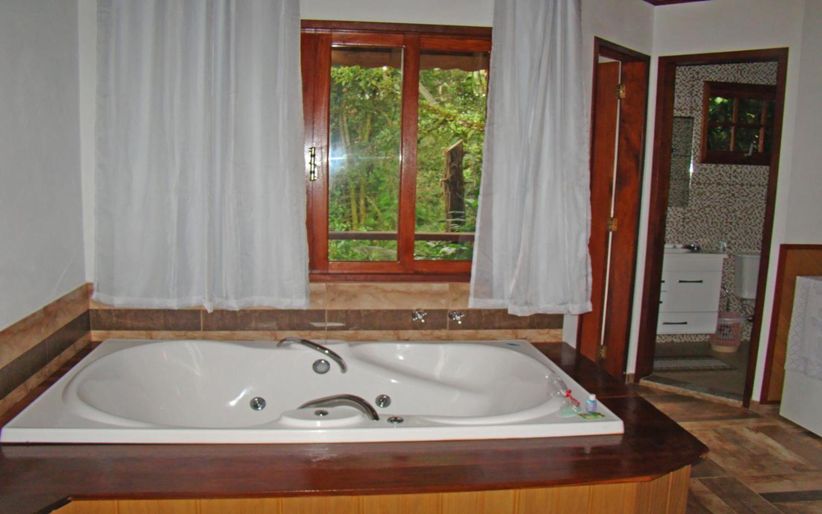 Jacuzzi