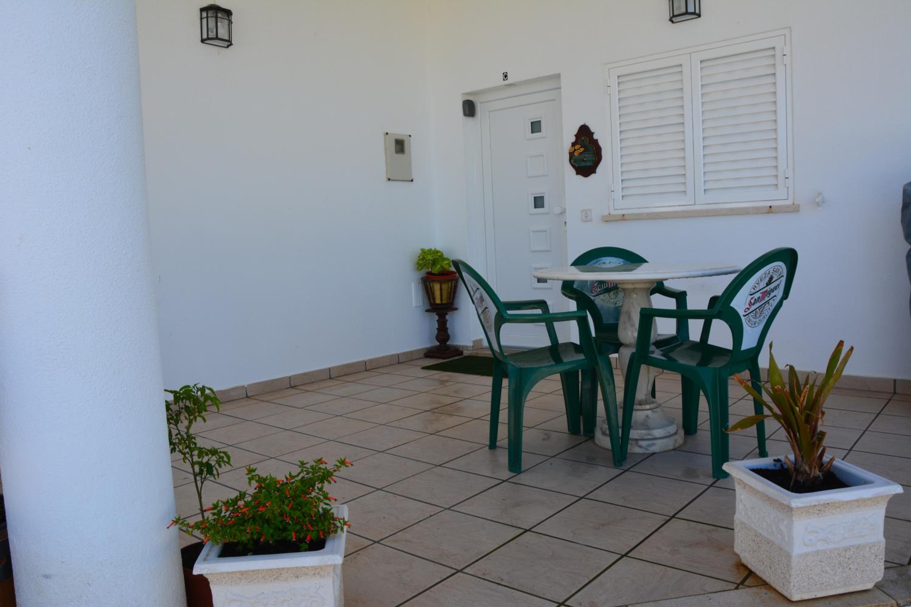 Casa Antiquada view 2