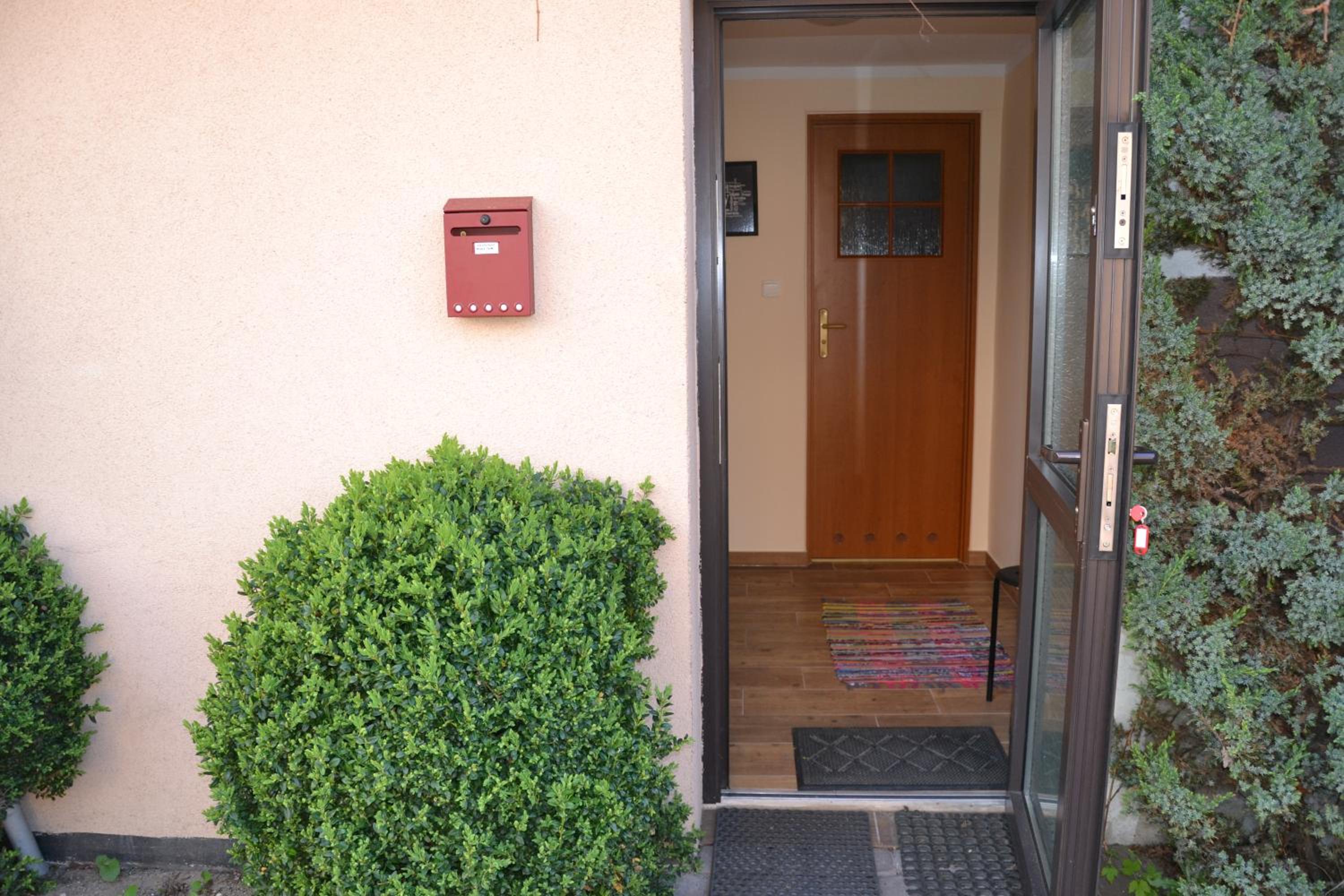 Photo 28