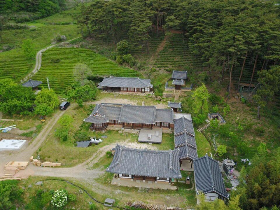 Korean Traditional House - Chungnokdang view 4