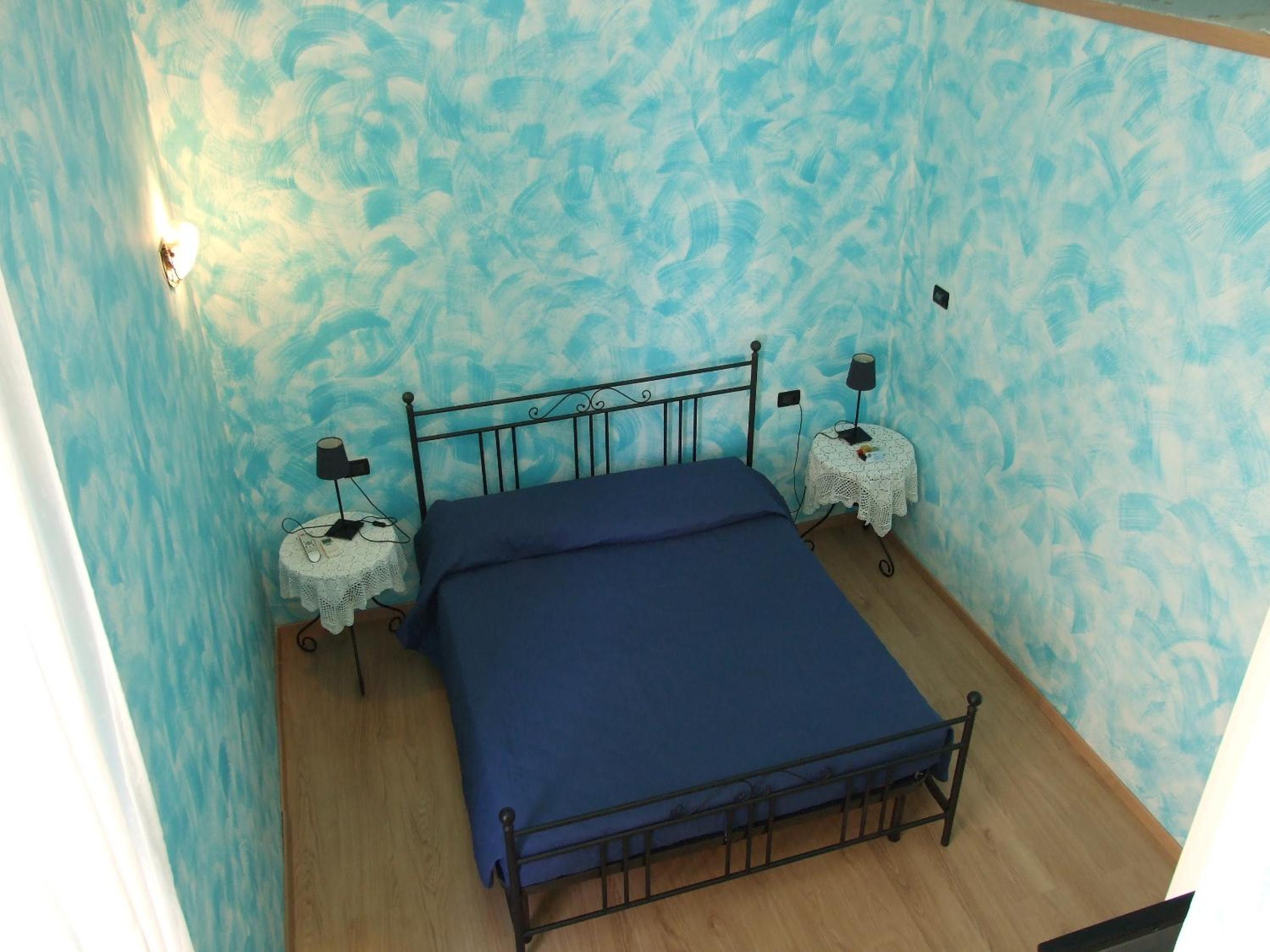 Photo 24