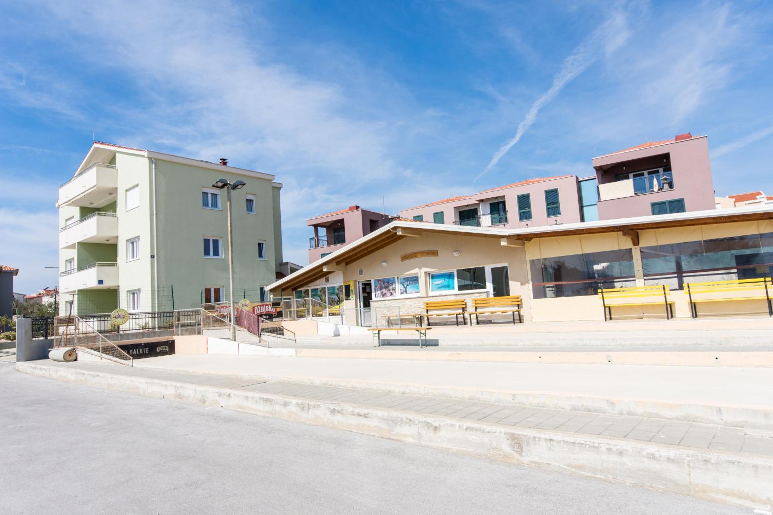 Apartments Braco view 3