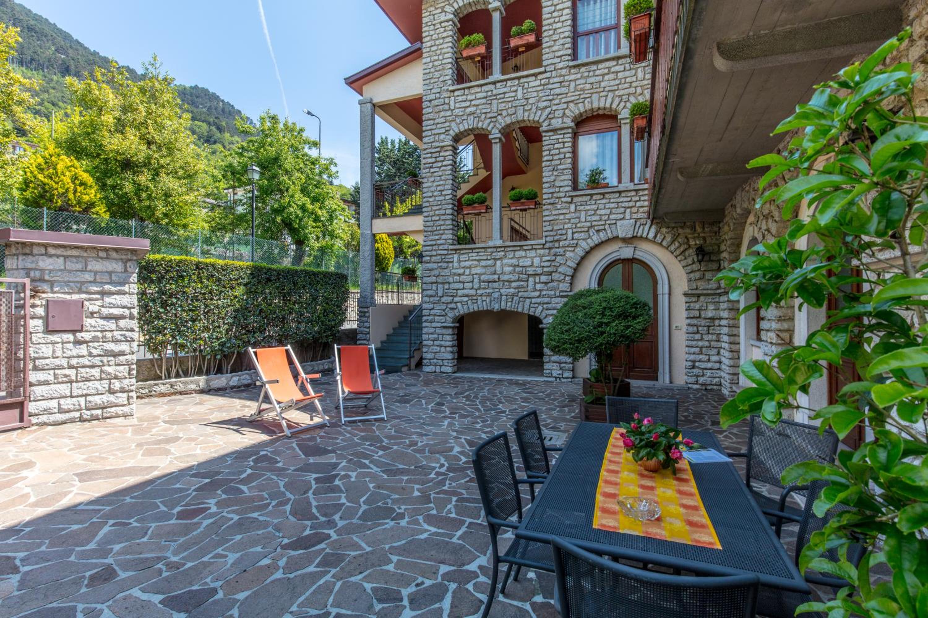 Villa Mariarosa Apartments view 5