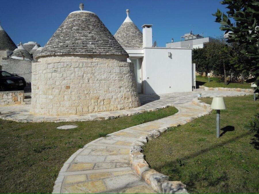 Trulli di Malzo view 5