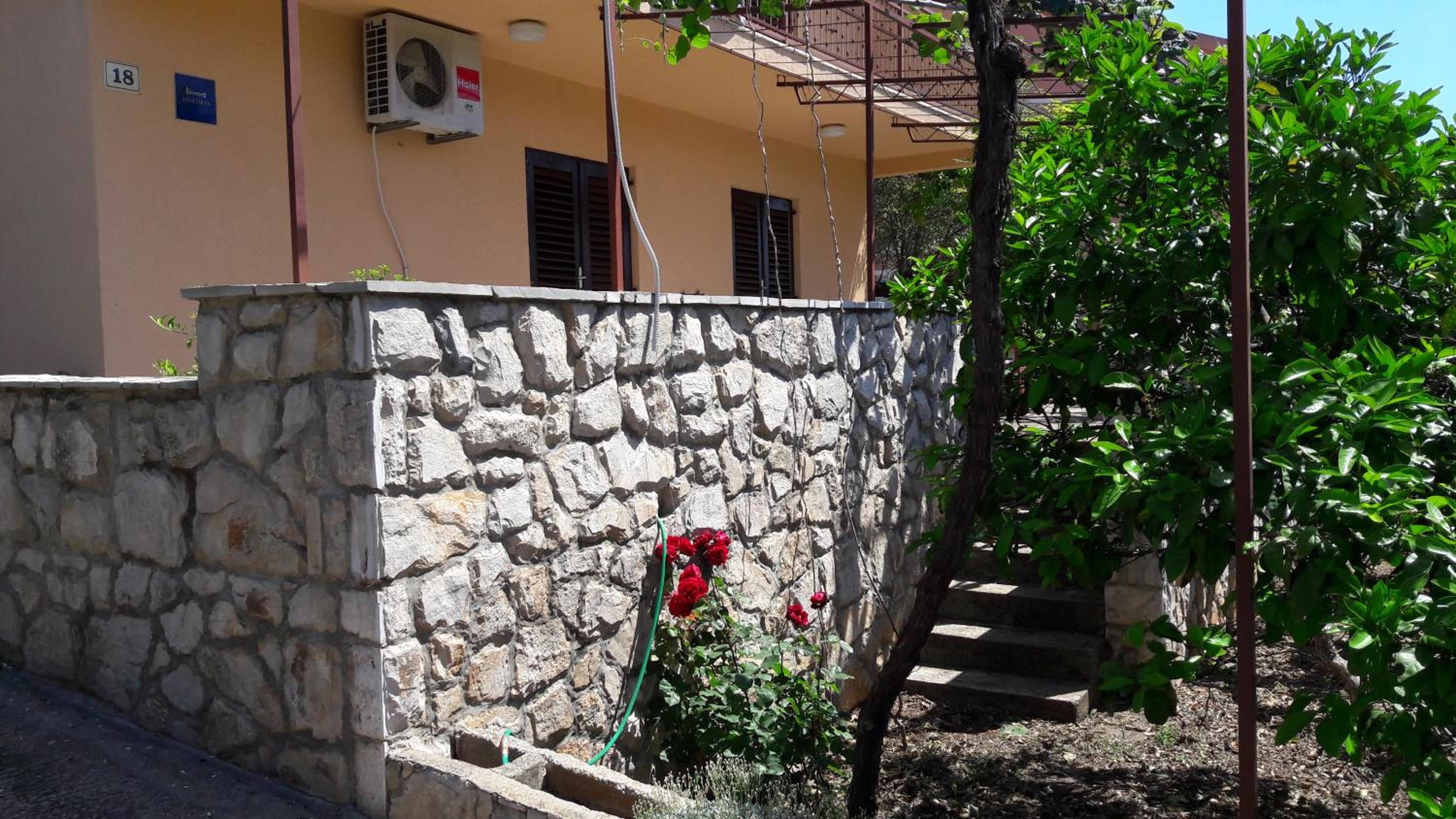 Apartments Dragan view 2