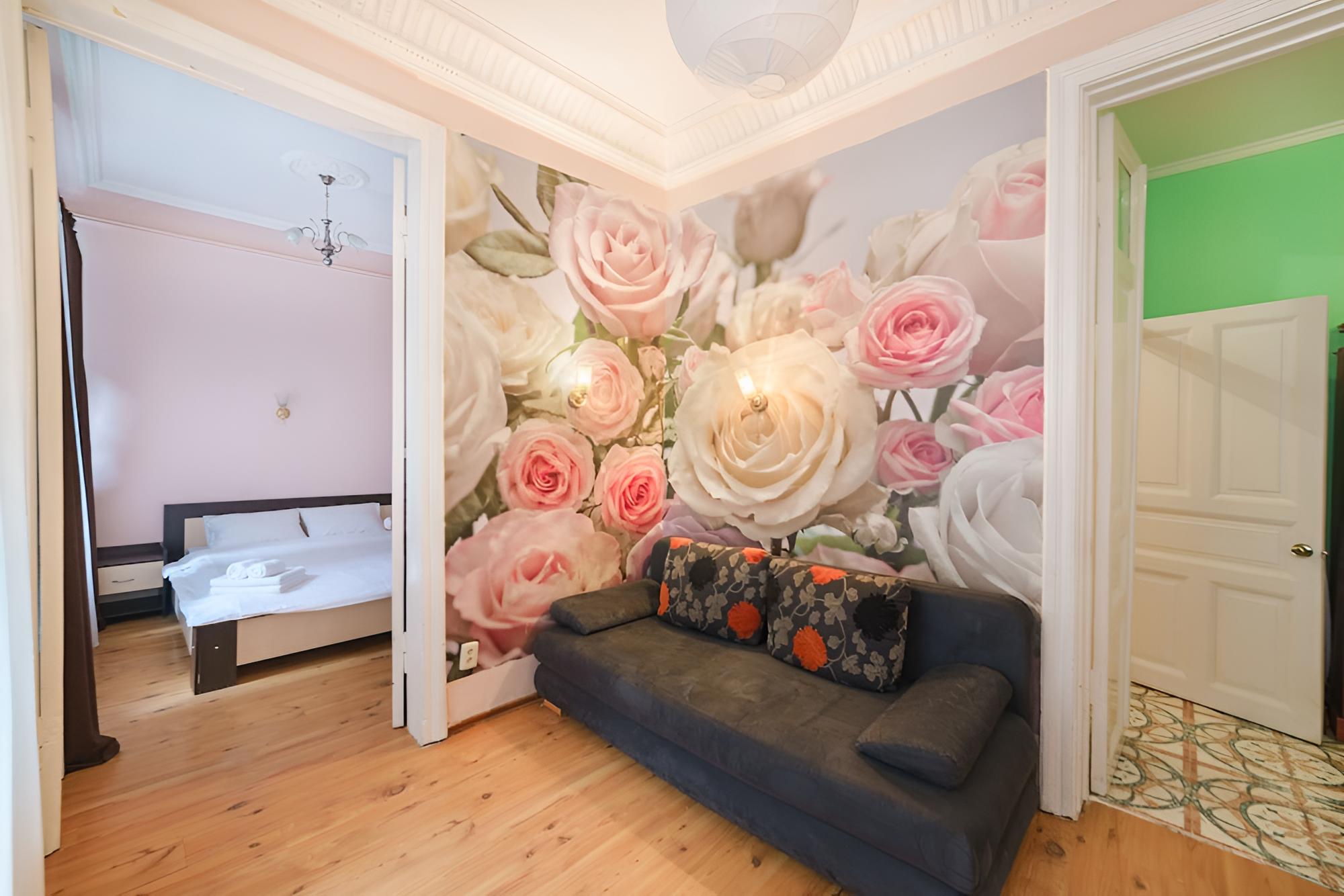 LeonRooms Ekaterinenskaya 18