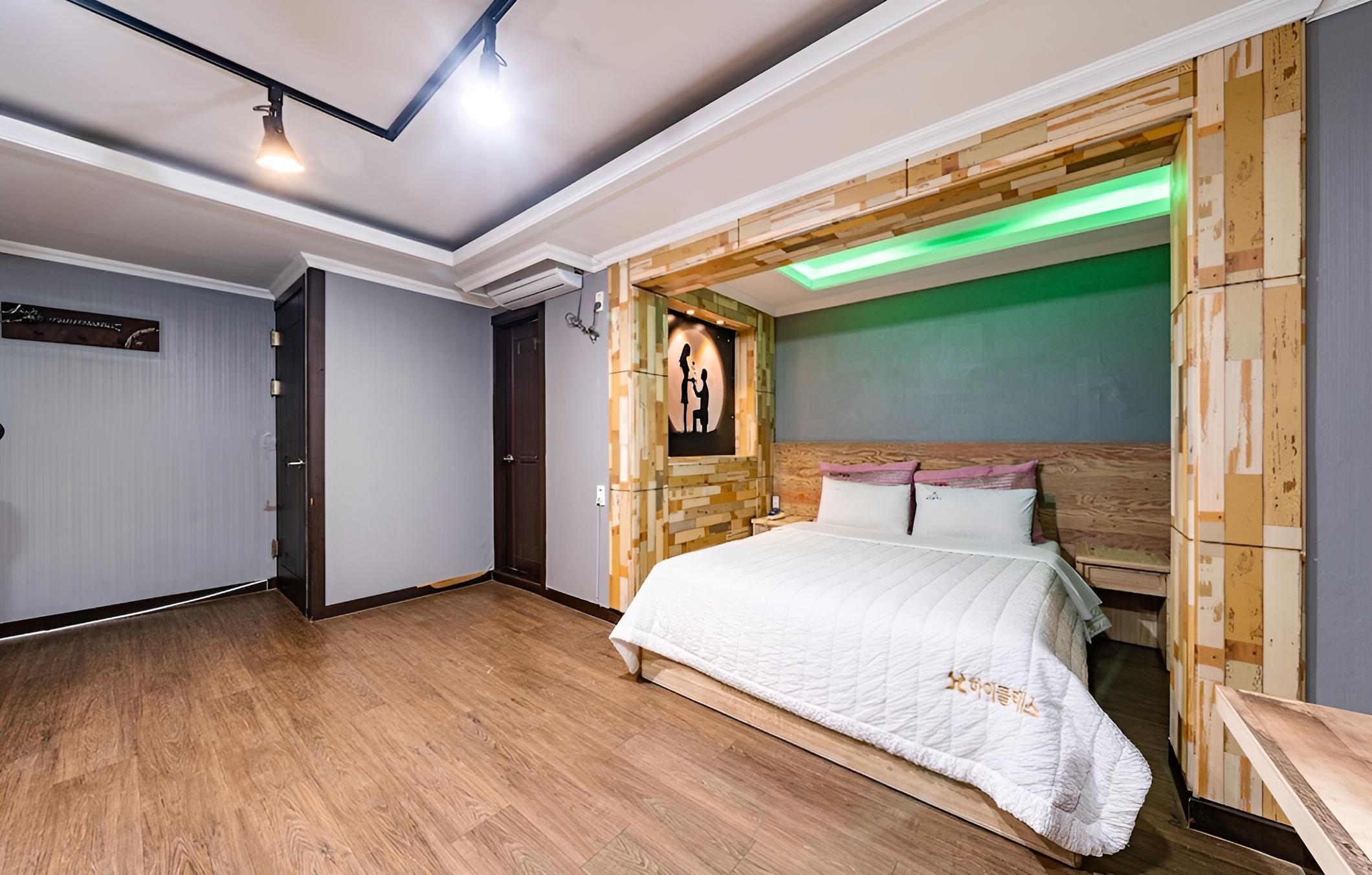 Daejeon Yongjeon High Class