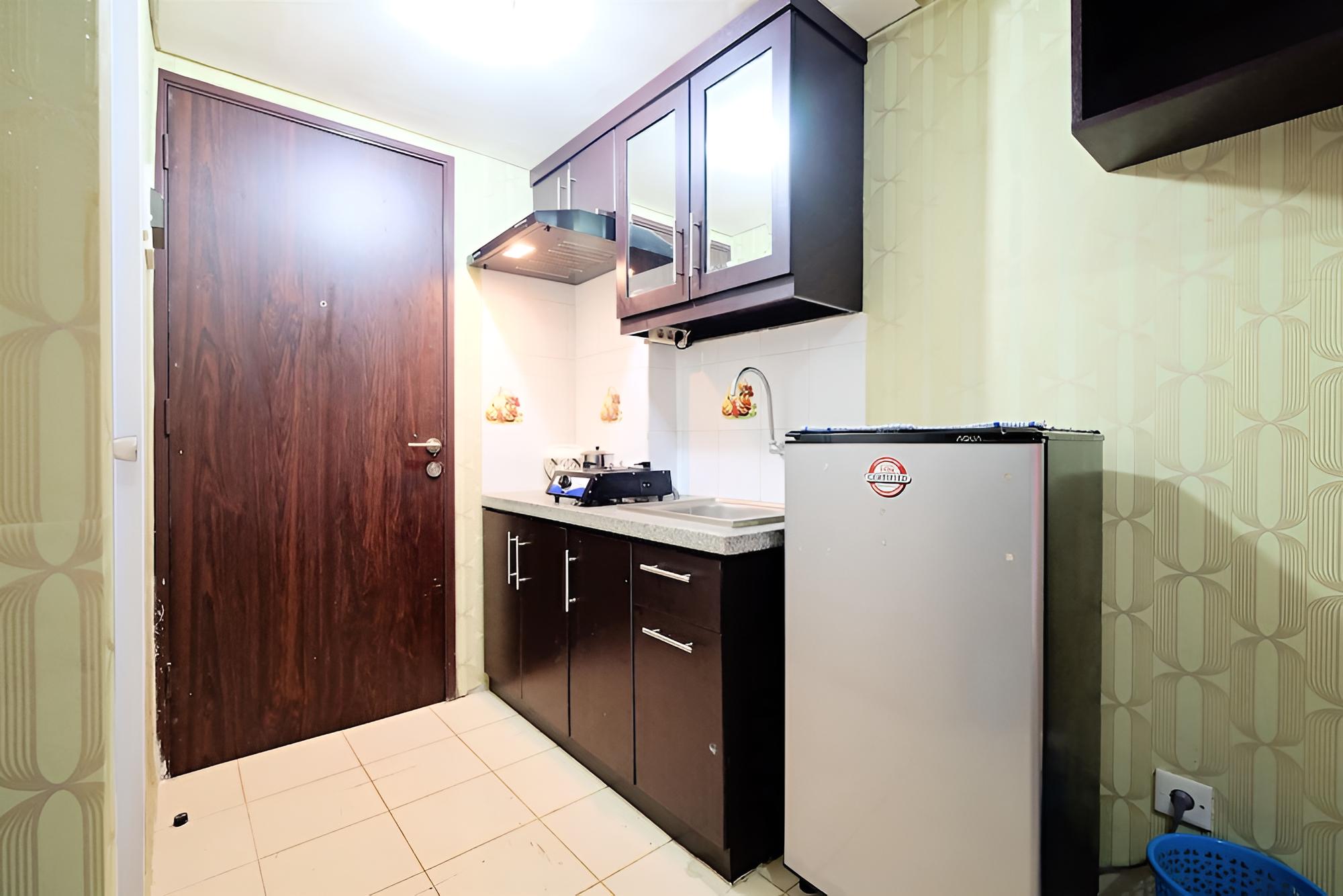 Minimalist Studio Room at Serpong Greenview