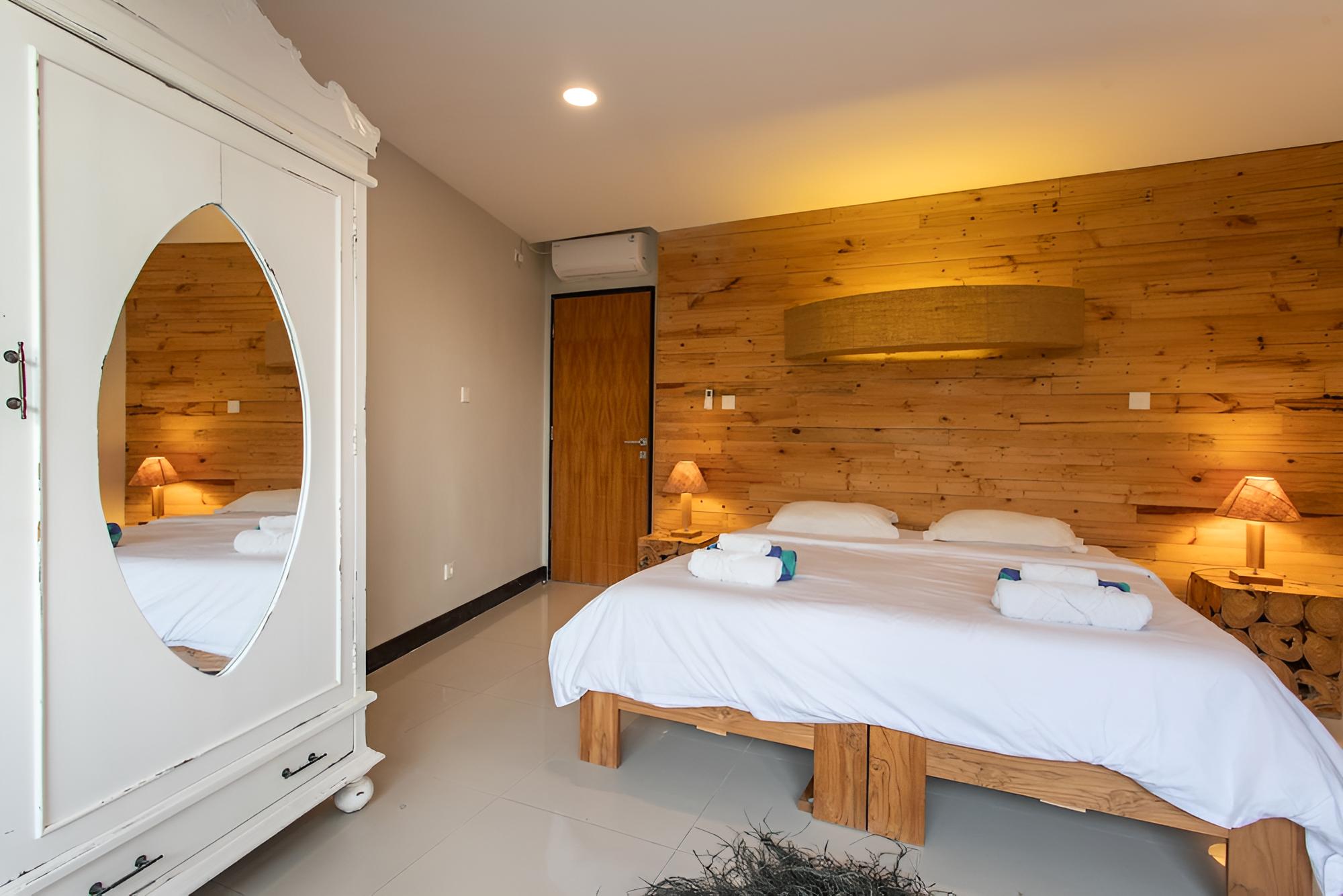 Surf House Santai