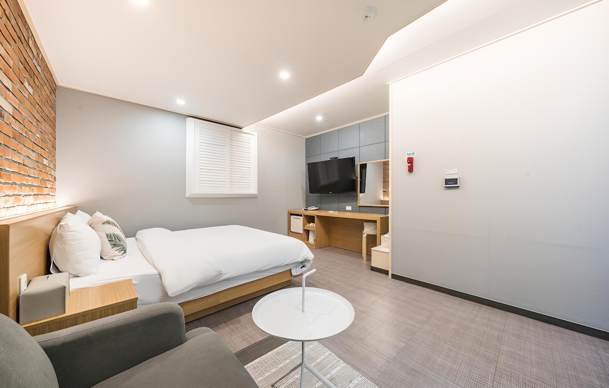 Pohang E&A Hotel view 4
